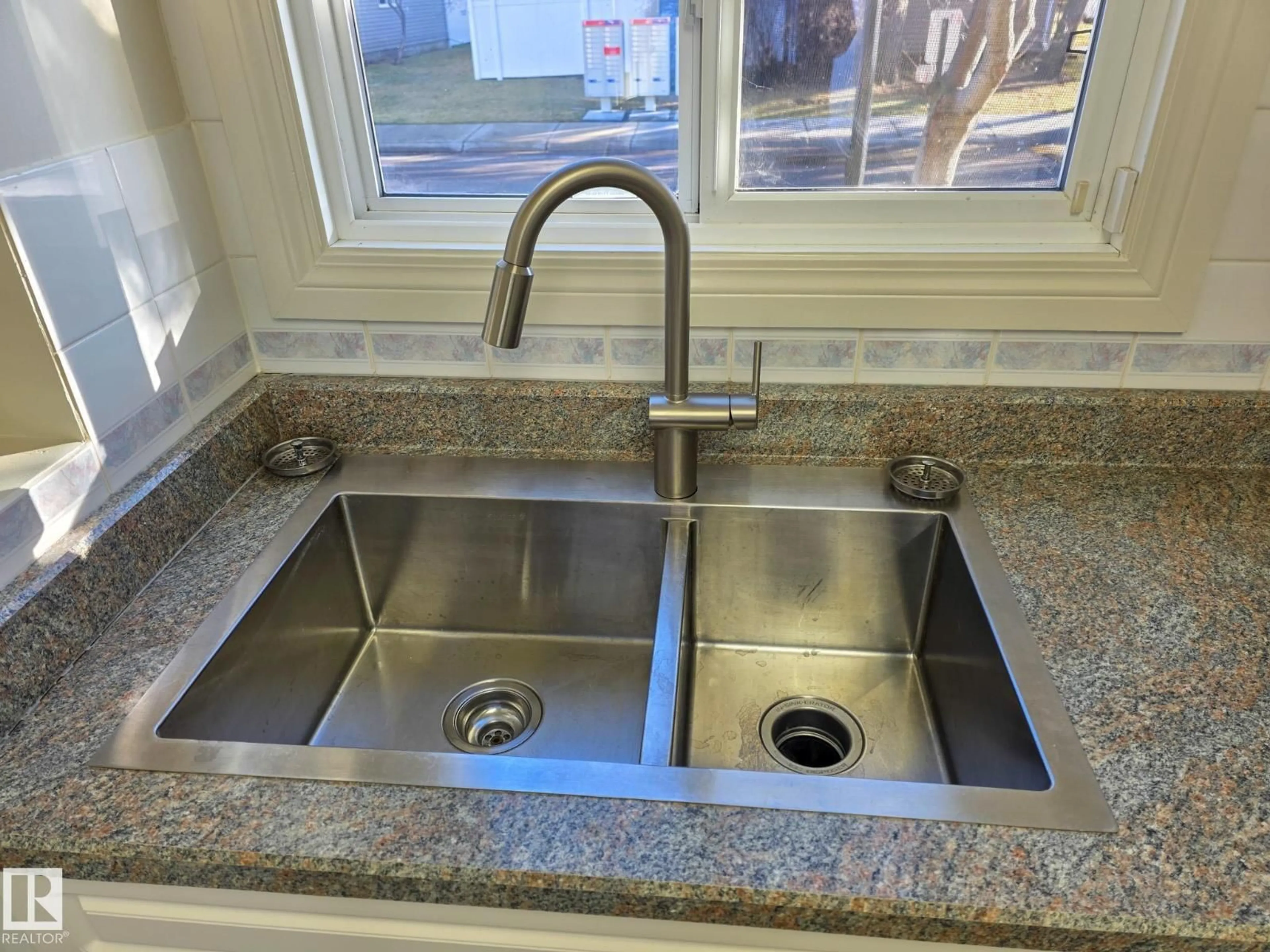 Contemporary kitchen, ceramic/tile floor for 110 BROOKWOOD DR, Spruce Grove Alberta T5Z1A4