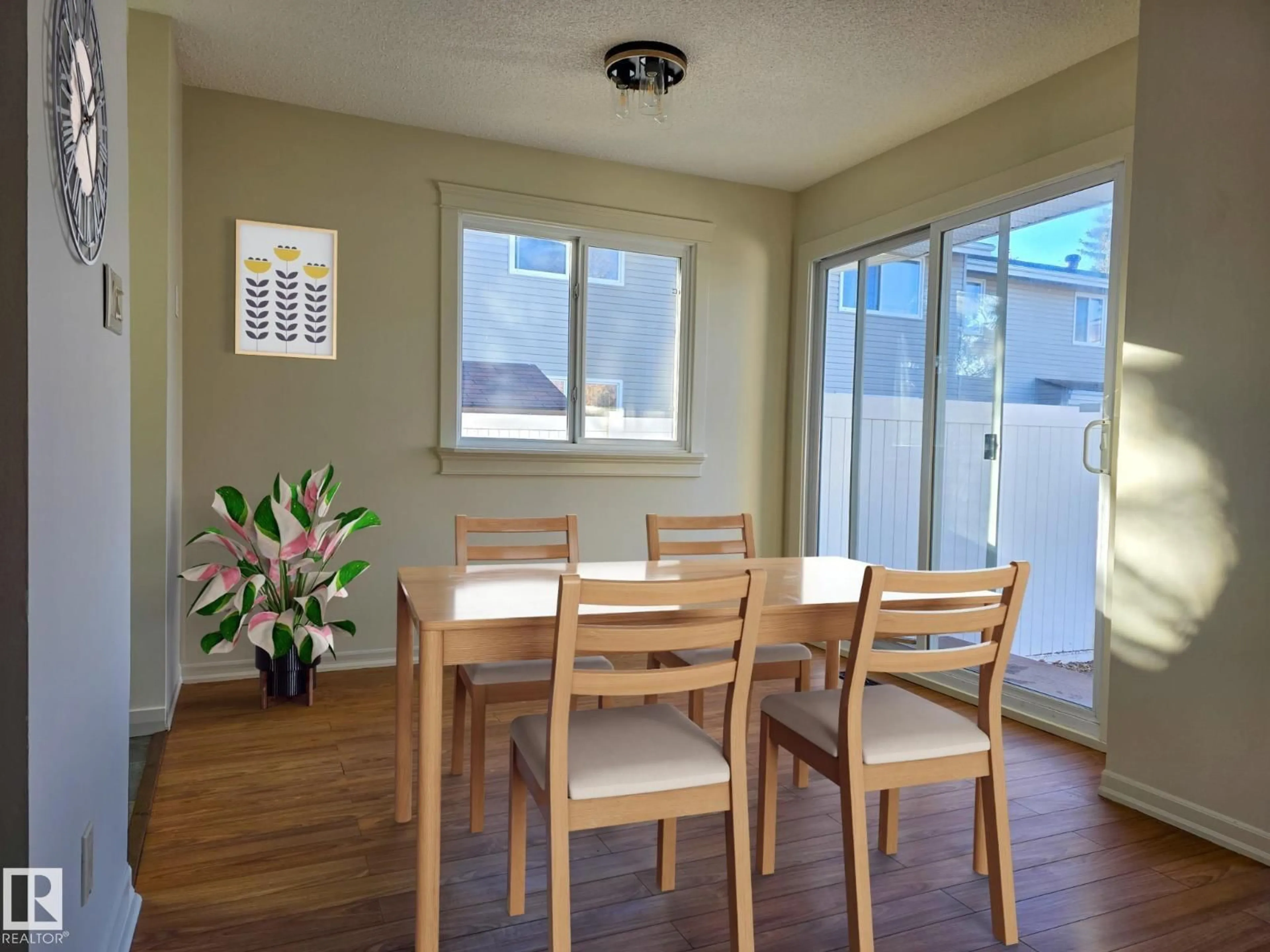 Dining room, wood/laminate floor for 110 BROOKWOOD DR, Spruce Grove Alberta T5Z1A4