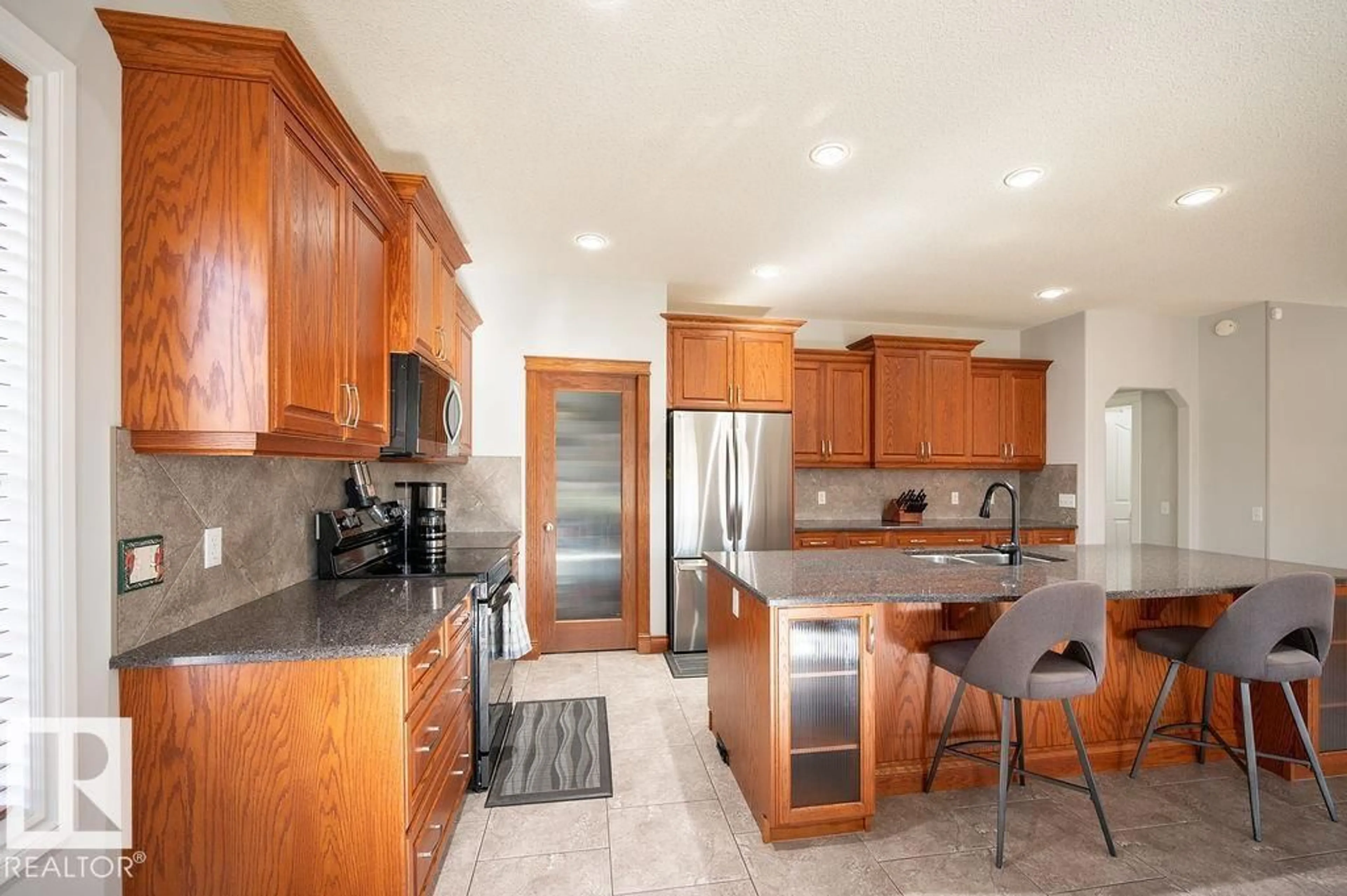 Open concept kitchen, ceramic/tile floor for 22252 TOWNSHIP ROAD 505, Rural Leduc County Alberta T0B3M2