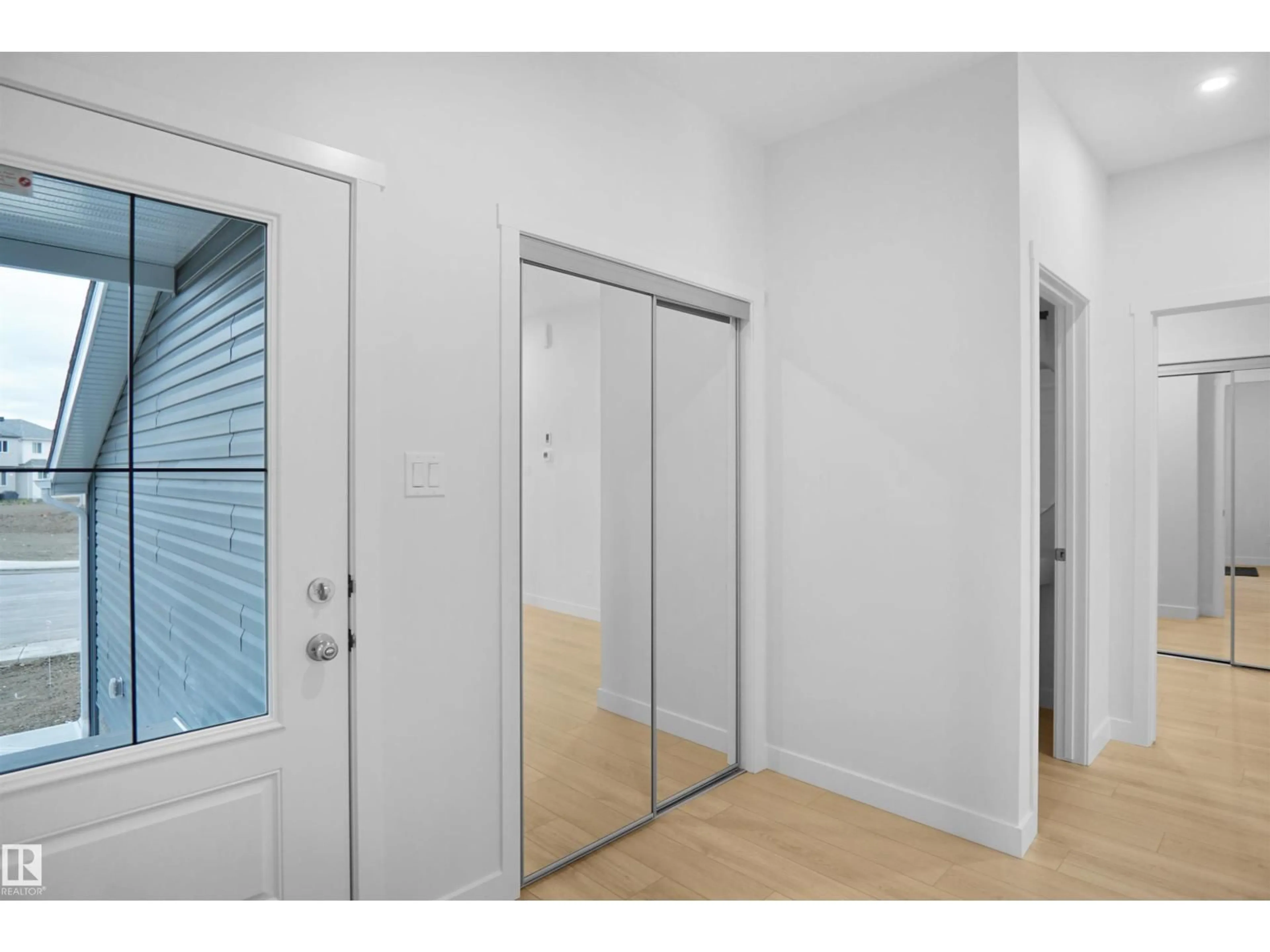 Unknown for 1163 SOUTH CREEK WD, Stony Plain Alberta T7Z0M1