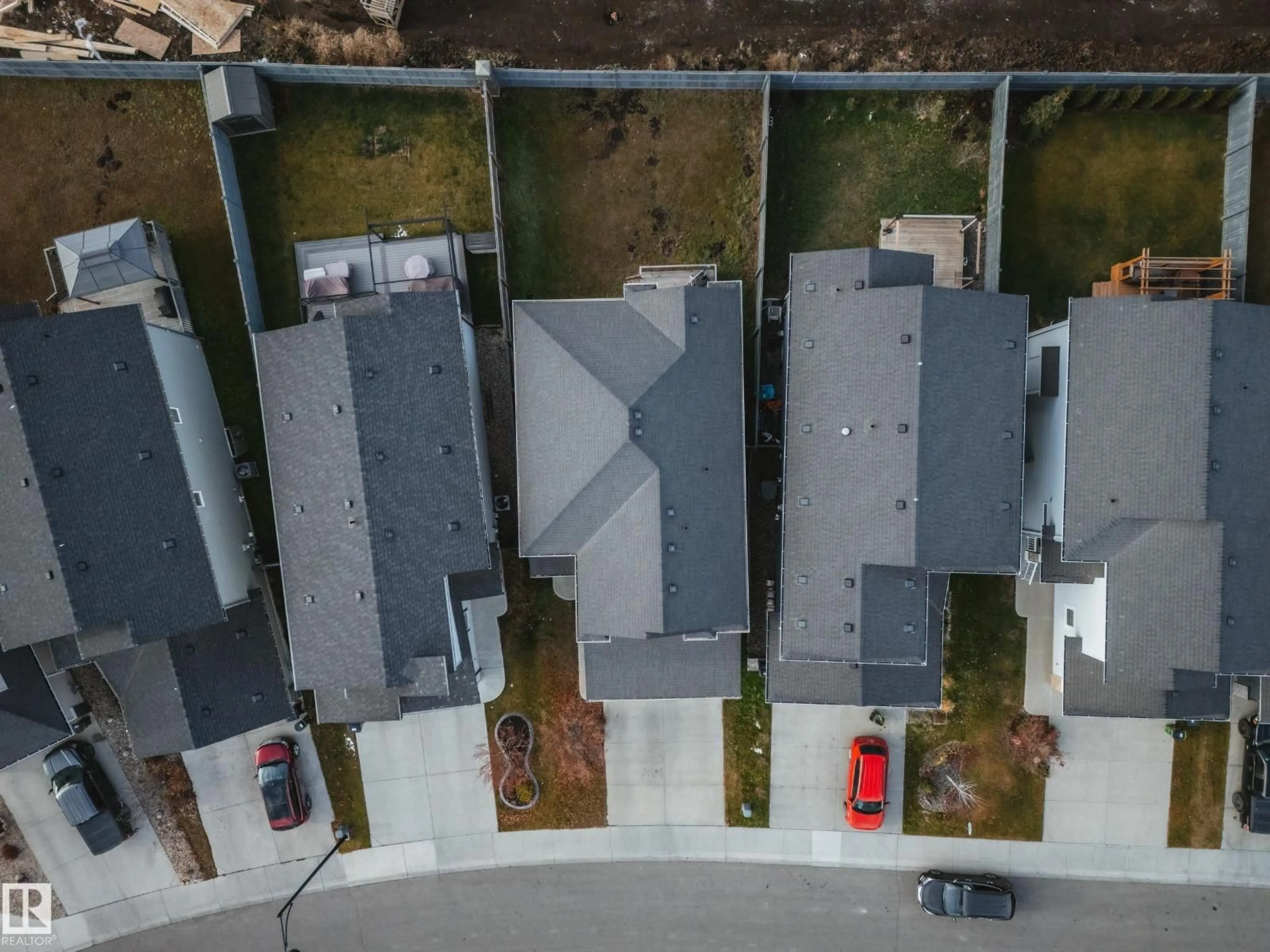 A pic from outside/outdoor area/front of a property/back of a property/a pic from drone, unknown for 5737 GREENOUGH LANDING LD, Edmonton Alberta T5T7J7