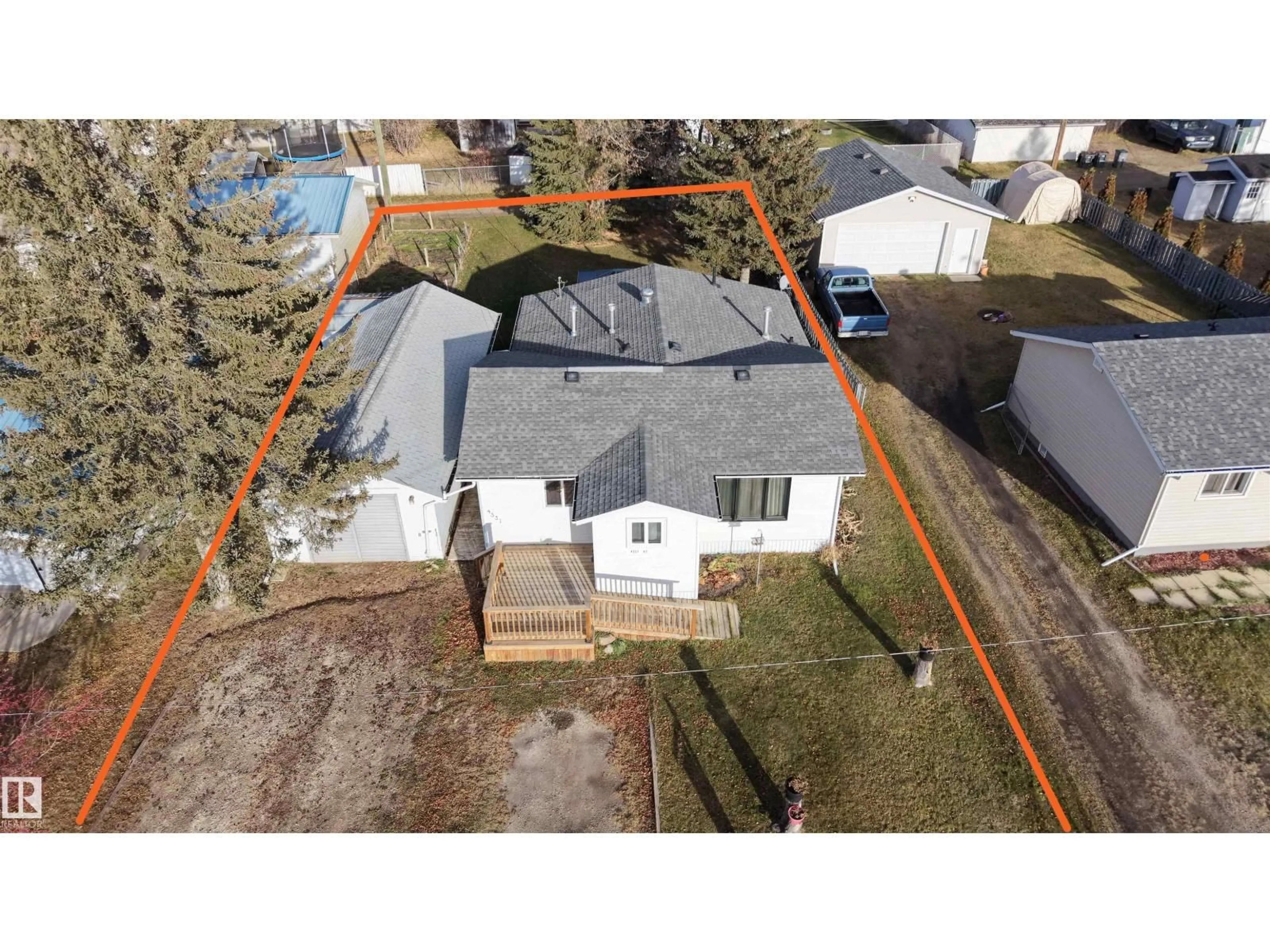 A pic from outside/outdoor area/front of a property/back of a property/a pic from drone, street for 4531 47 ST, Rural Lac Ste. Anne County Alberta T0E0A0