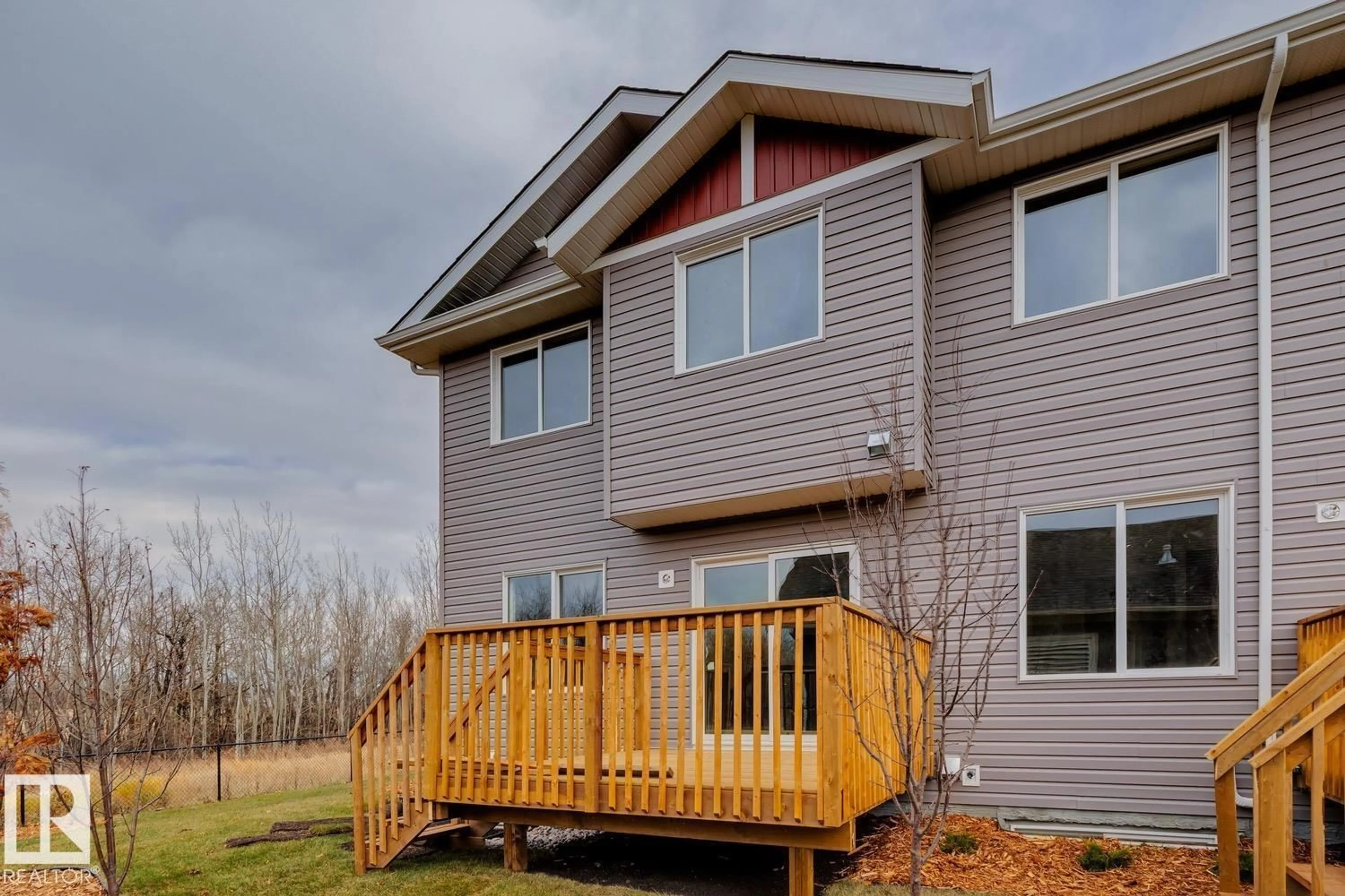 Home with vinyl exterior material, unknown for 51 13139 205 ST NW, Edmonton Alberta T5S0N1