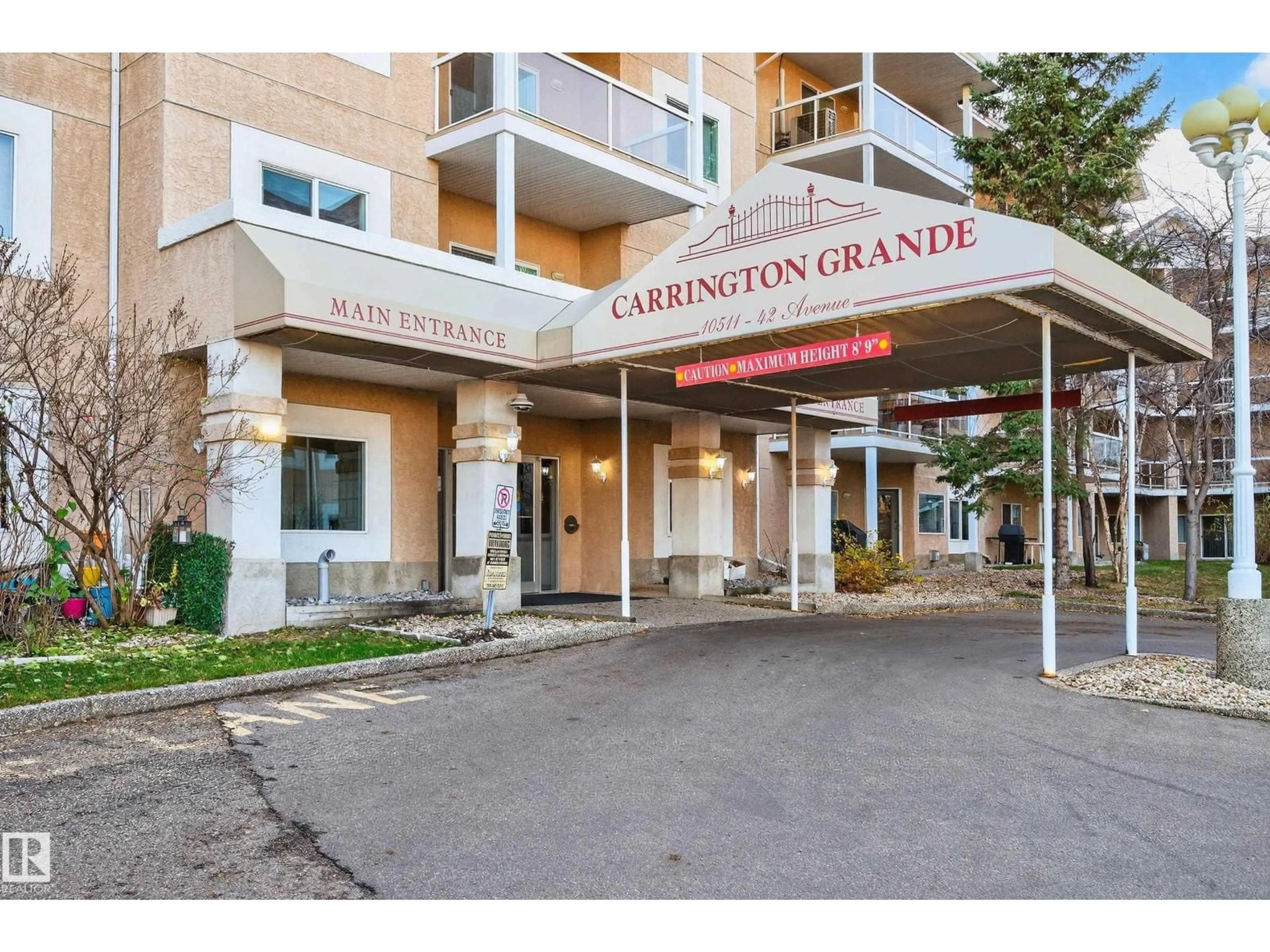 Unknown for #301 - 10511 42 AV NW, Edmonton Alberta T6J7G8