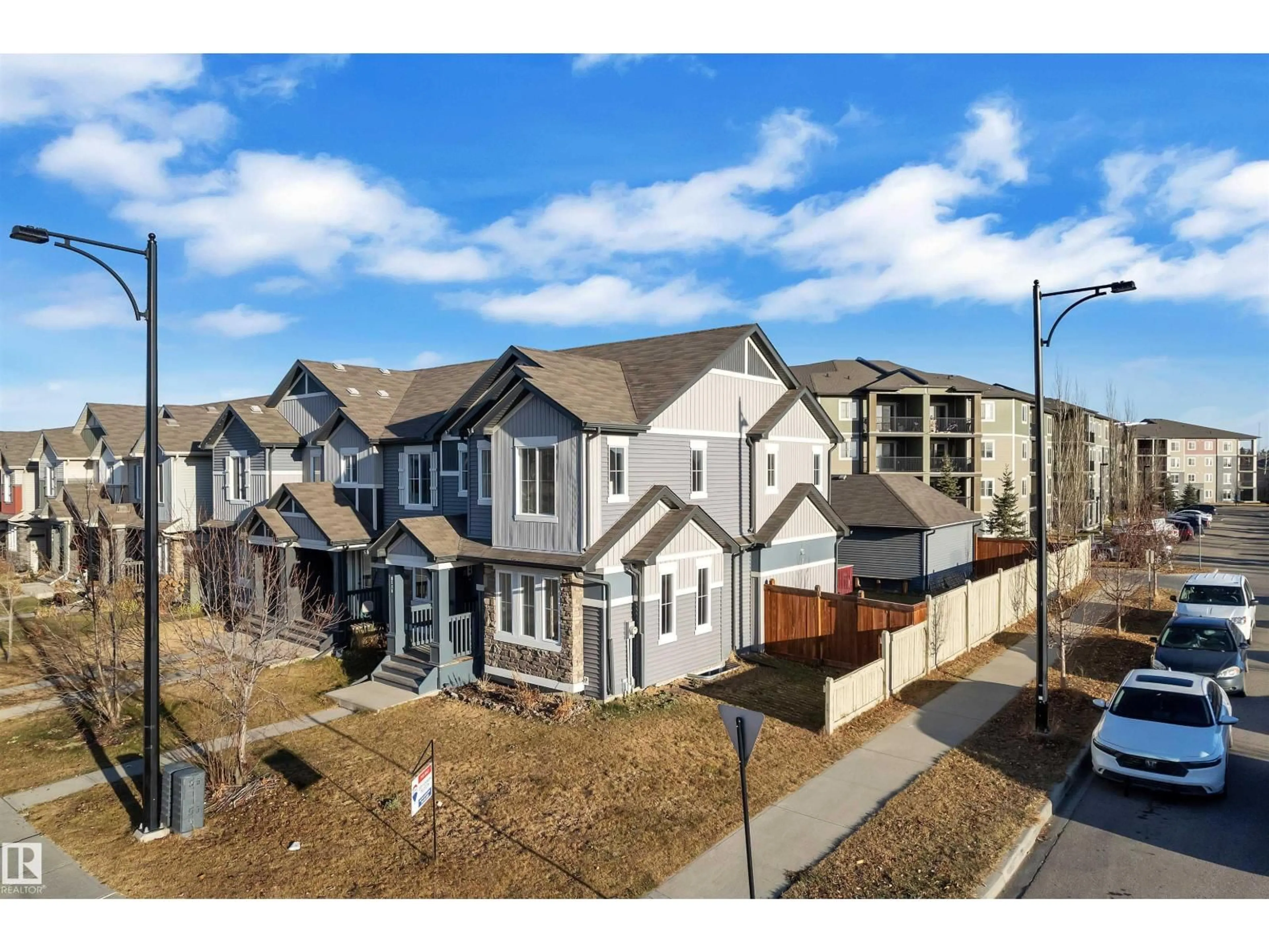 A pic from outside/outdoor area/front of a property/back of a property/a pic from drone, street for SW - 1807 52 ST, Edmonton Alberta T6X1Y1