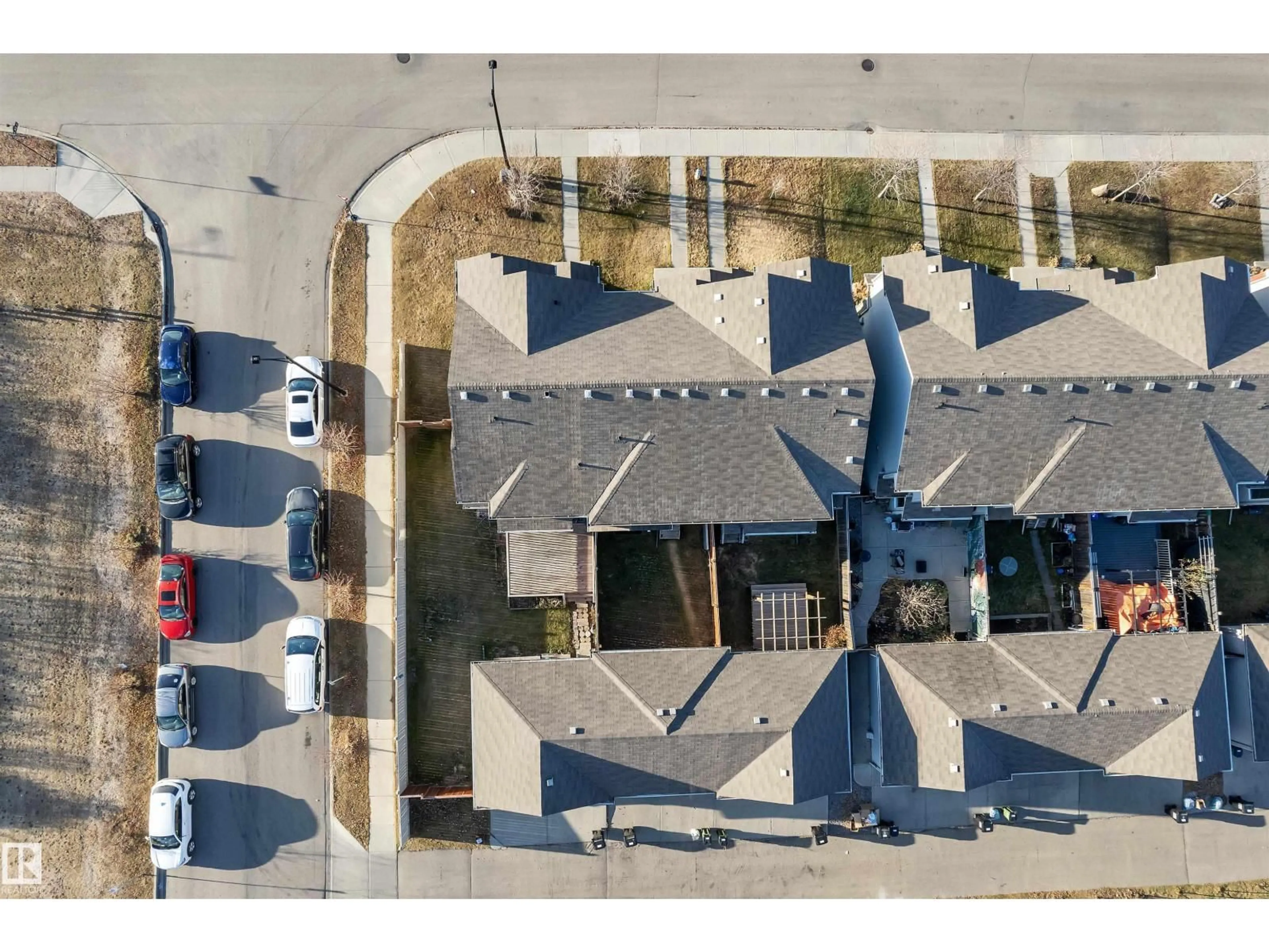 A pic from outside/outdoor area/front of a property/back of a property/a pic from drone, building for SW - 1807 52 ST, Edmonton Alberta T6X1Y1