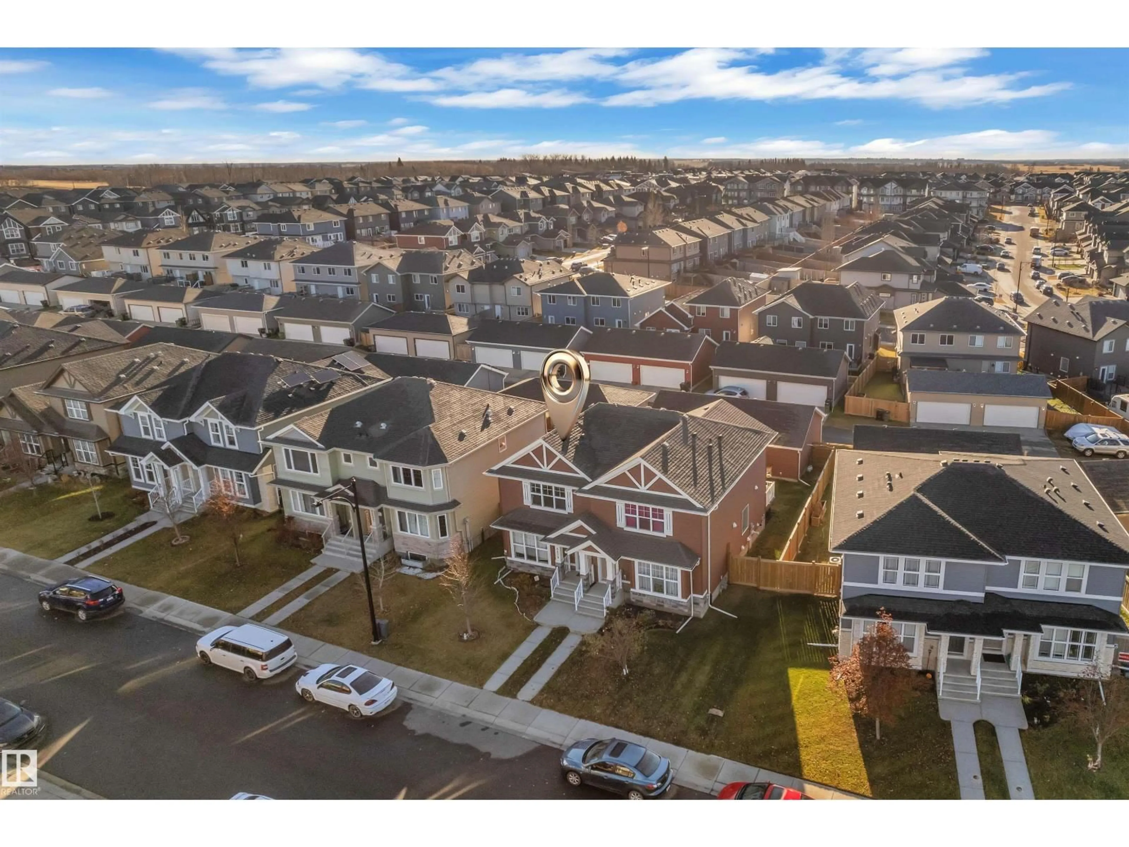 A pic from outside/outdoor area/front of a property/back of a property/a pic from drone, street for SW - 5239 20 AV, Edmonton Alberta T6X1V5