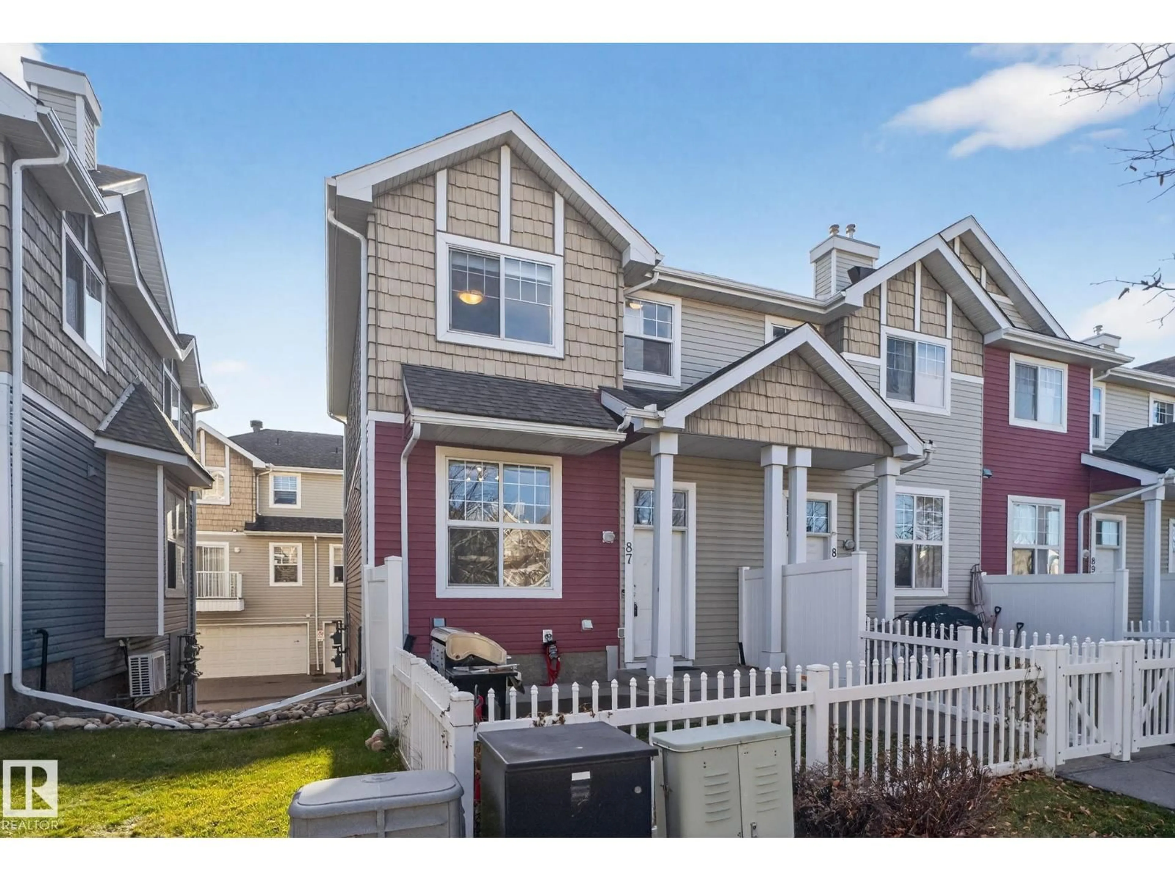Home with vinyl exterior material, street for #87 - 2051 TOWNE CENTRE BV, Edmonton Alberta T6R0G8
