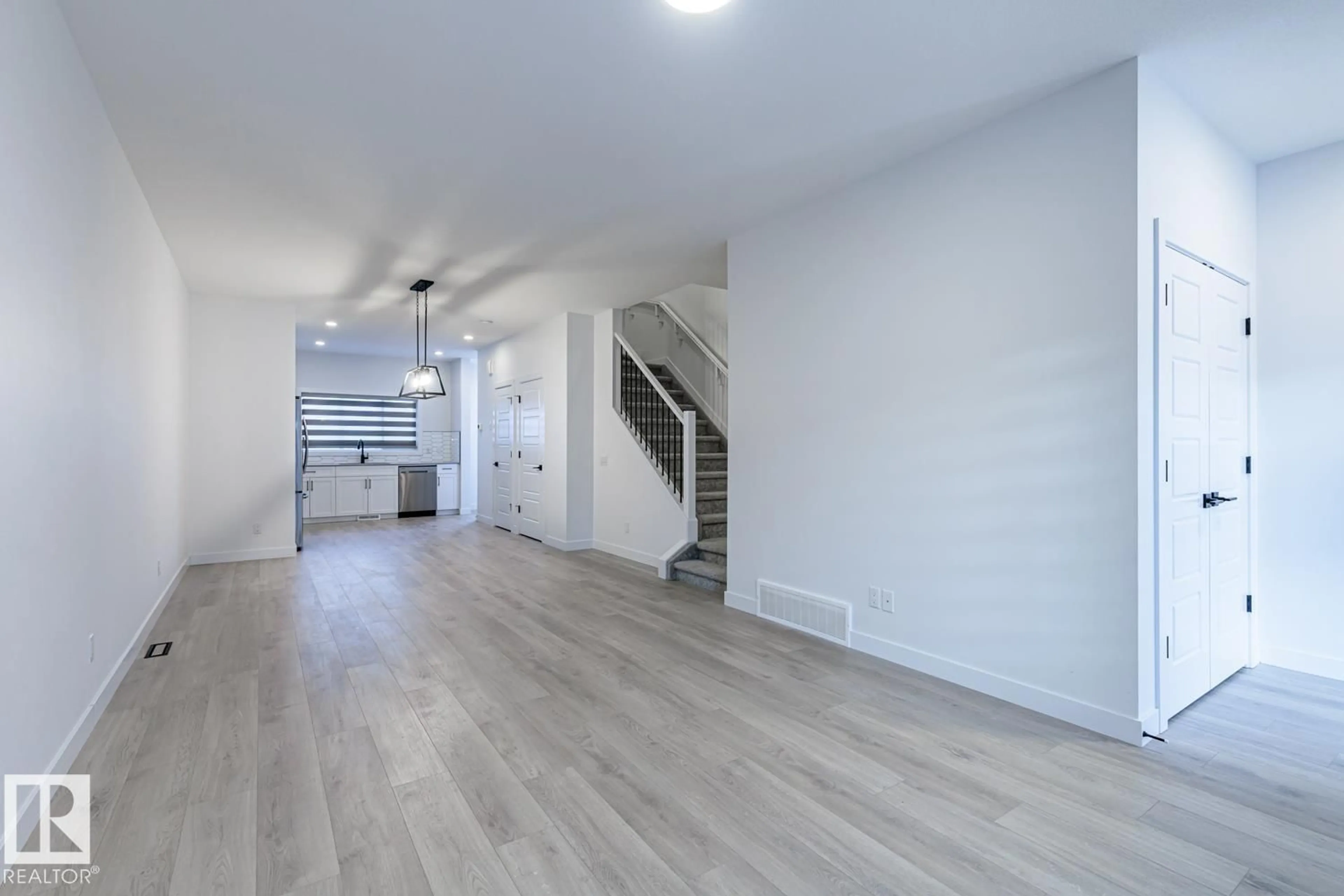 A pic of a room for SW - 2929 COUGHLAN GR, Edmonton Alberta T6W0C3