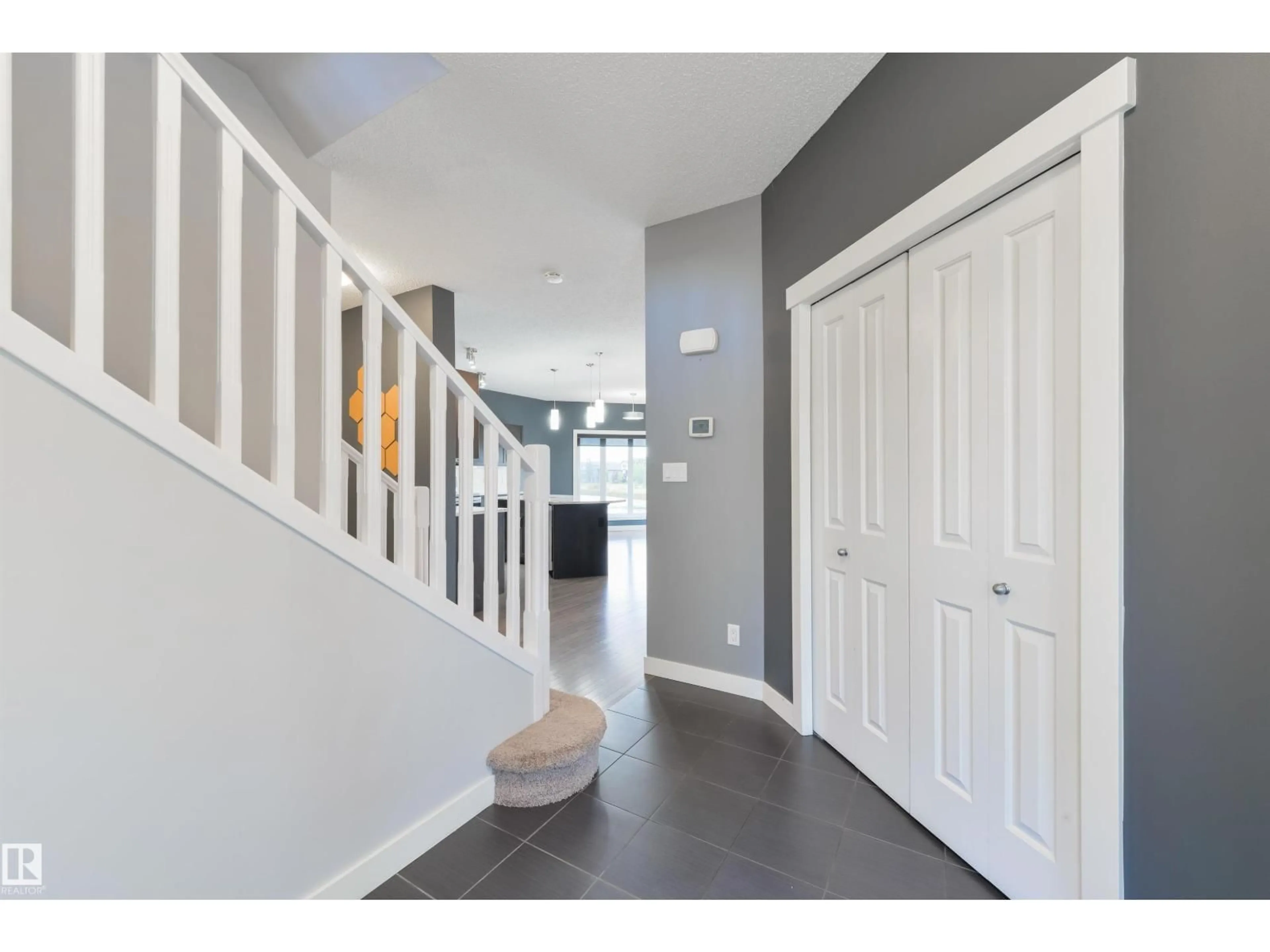 Indoor entryway for 63 DALQUIST BA, Leduc Alberta T9E0N5