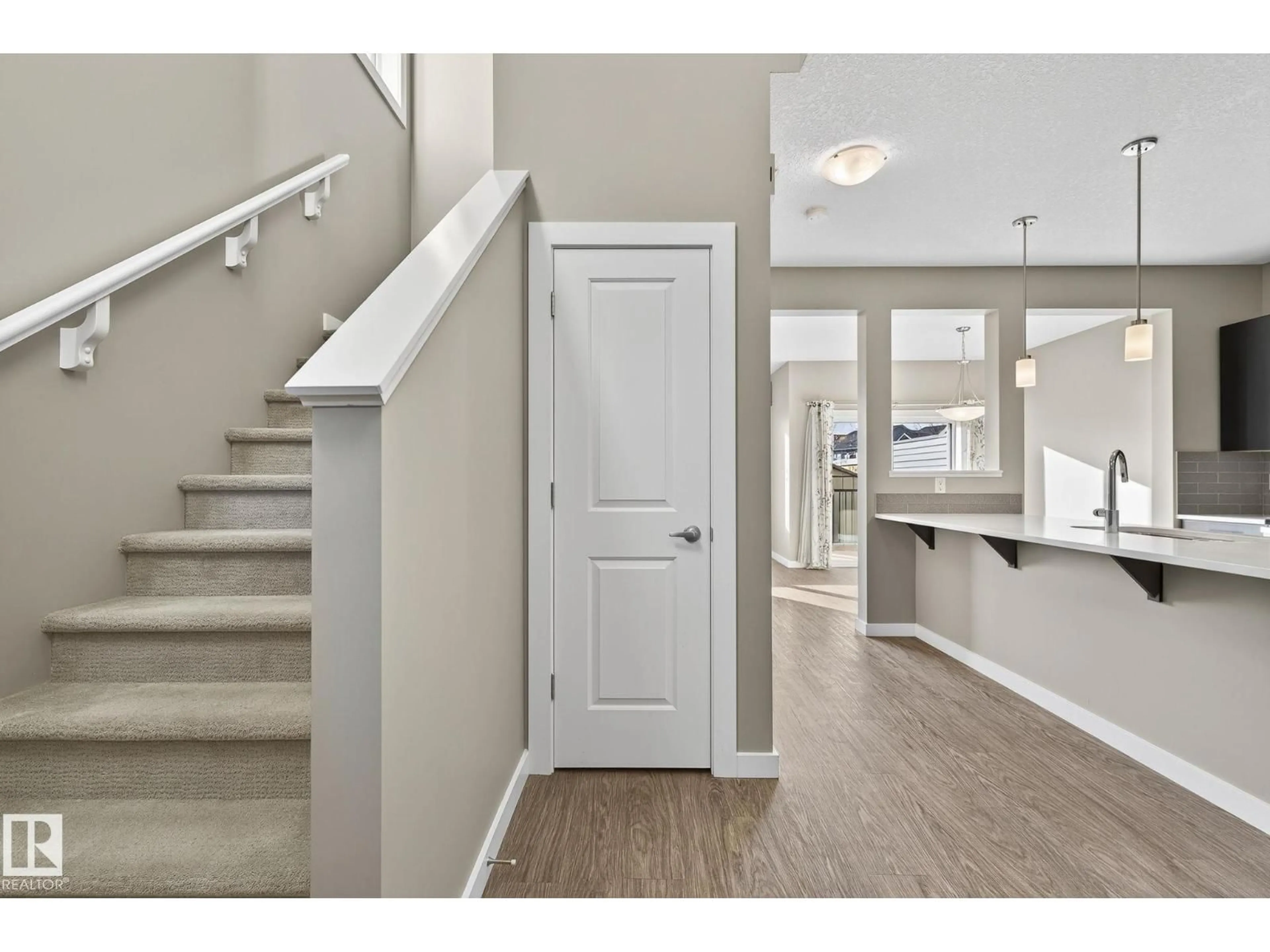 Indoor entryway for 149 AMBERLEY WY, Sherwood Park Alberta T8H0X2