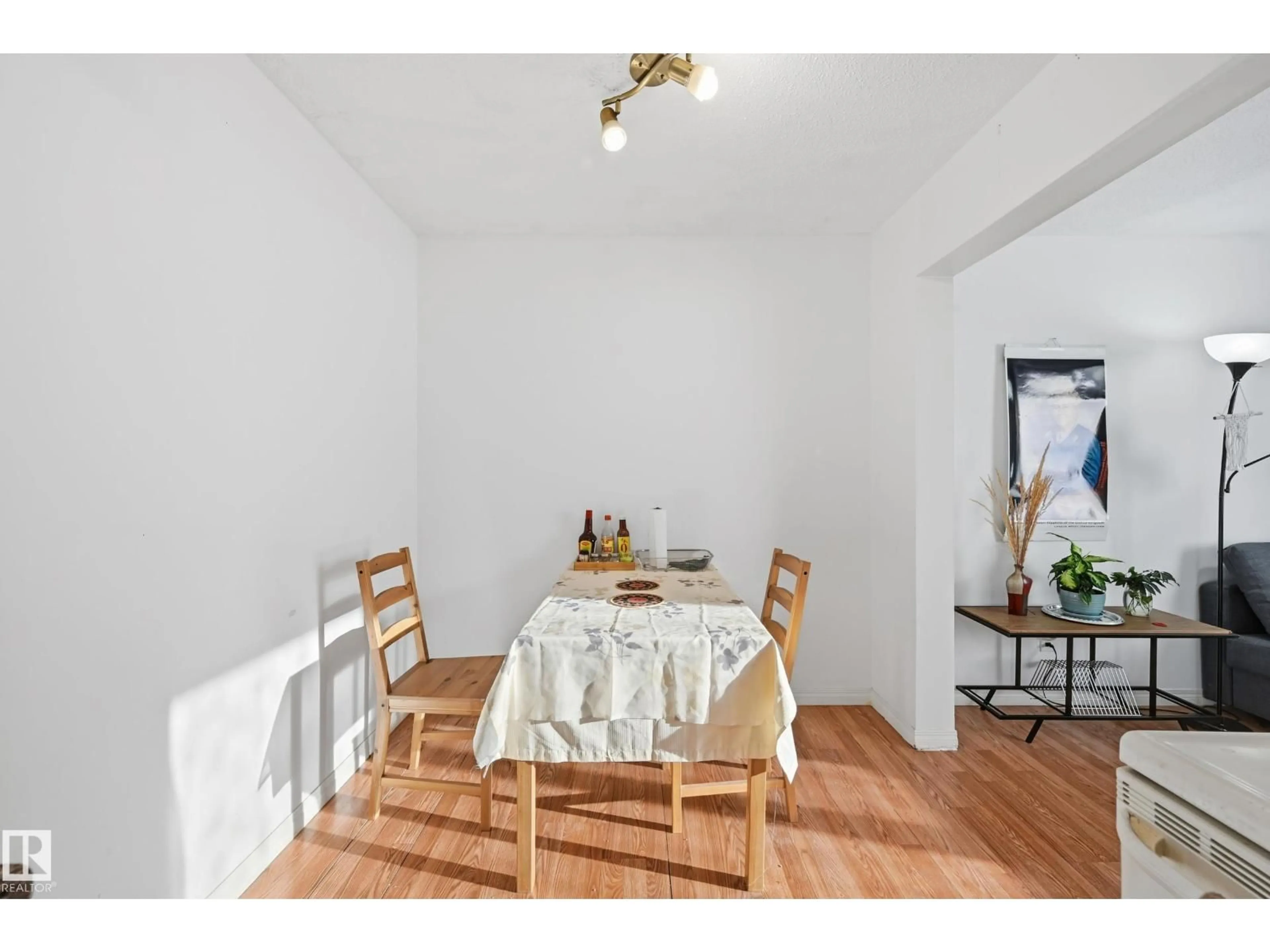 Dining room, wood/laminate floor for #4 - 14310 80 ST, Edmonton Alberta T5C1L6