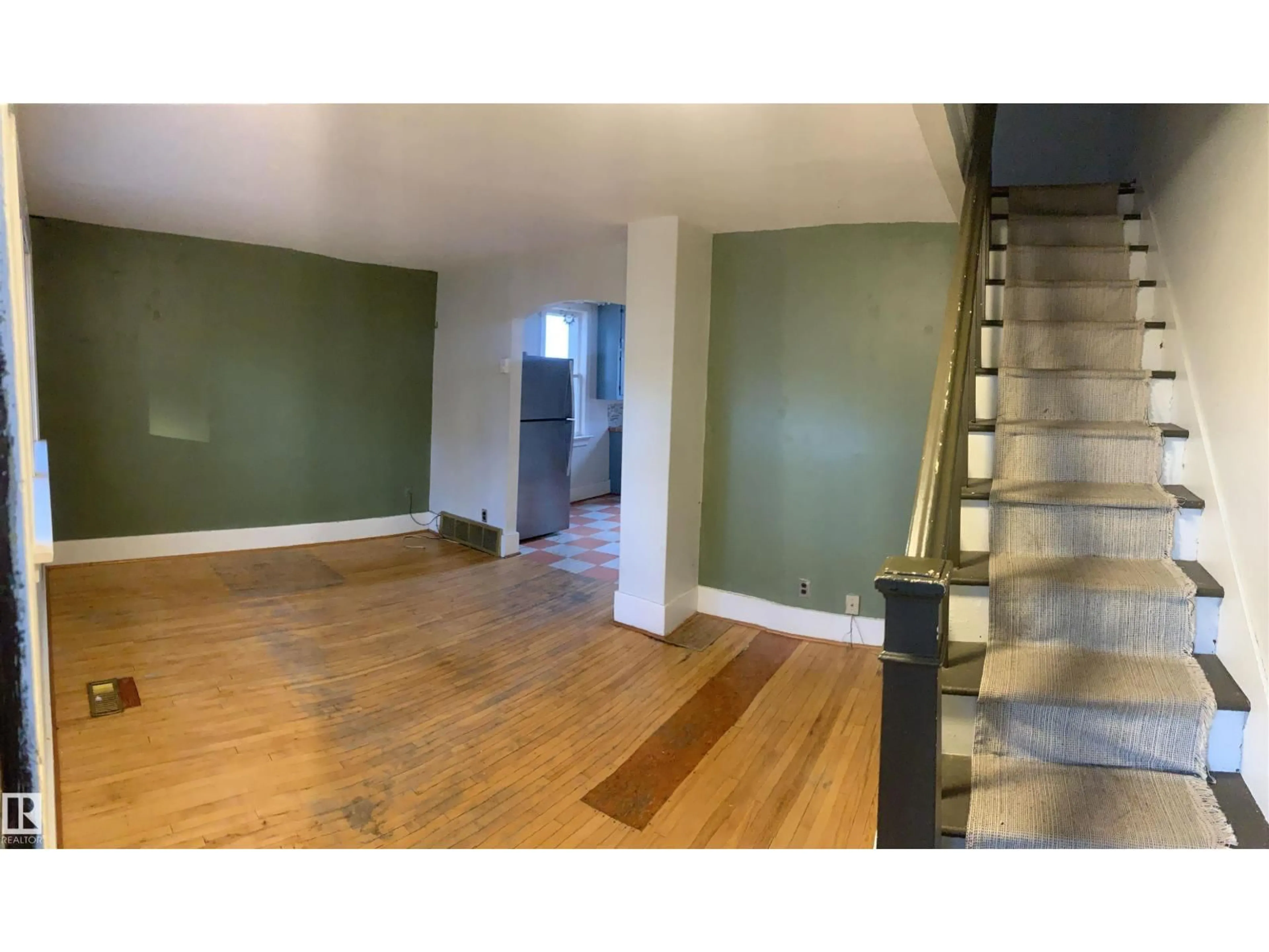 A pic of a room for 9747 90 AV, Edmonton Alberta T6E2S8