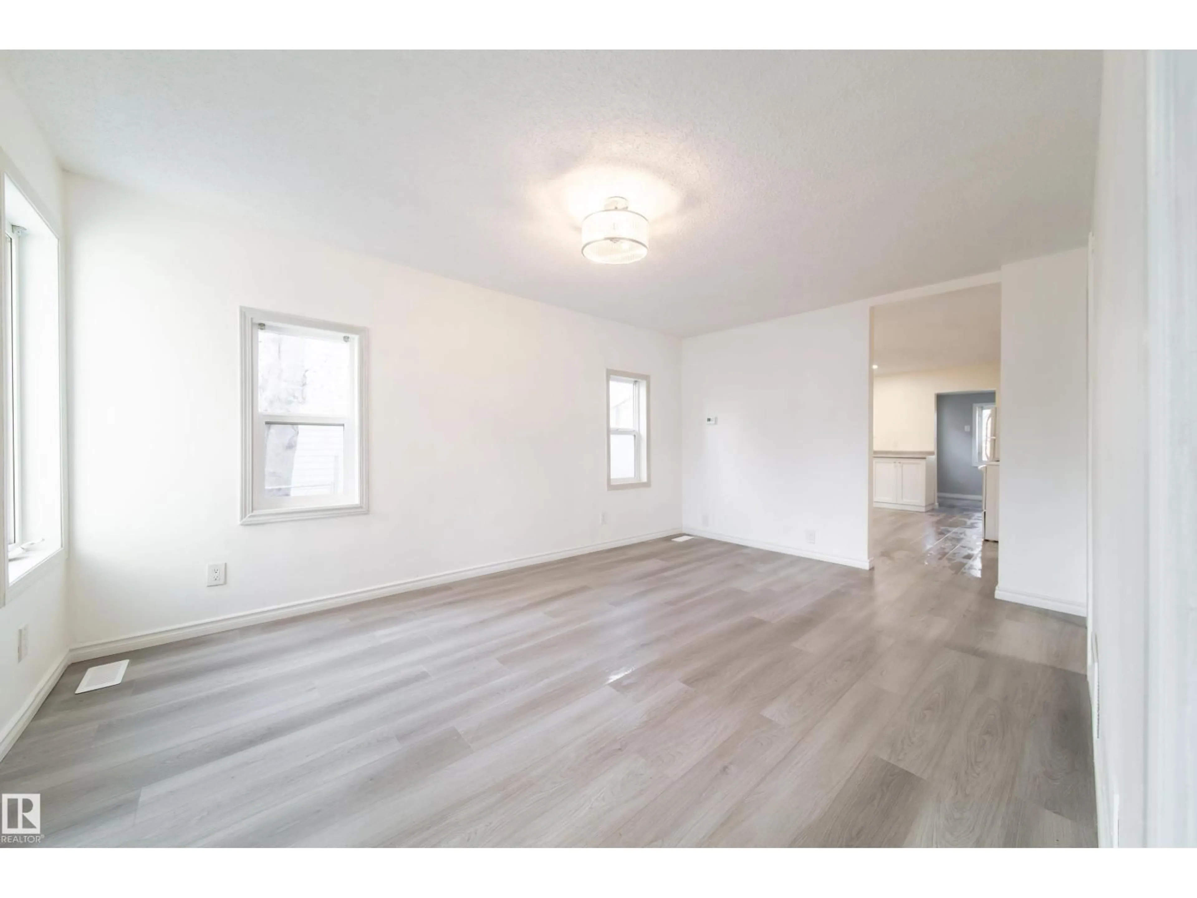 A pic of a room for NW - 11912 77 ST, Edmonton Alberta T5G2B4
