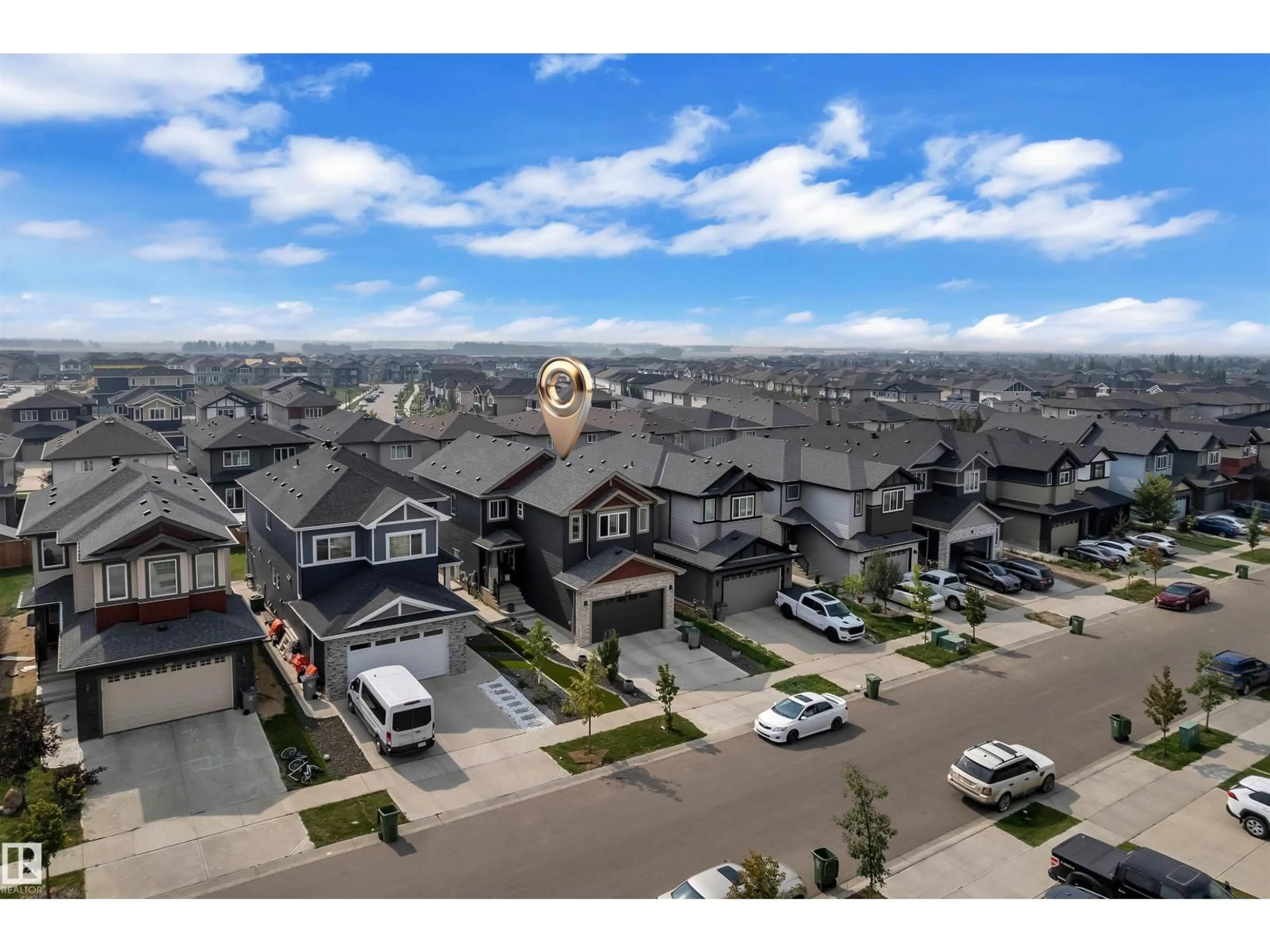 A pic from outside/outdoor area/front of a property/back of a property/a pic from drone, unknown for 3607 46 AV, Beaumont Alberta T4X2W3