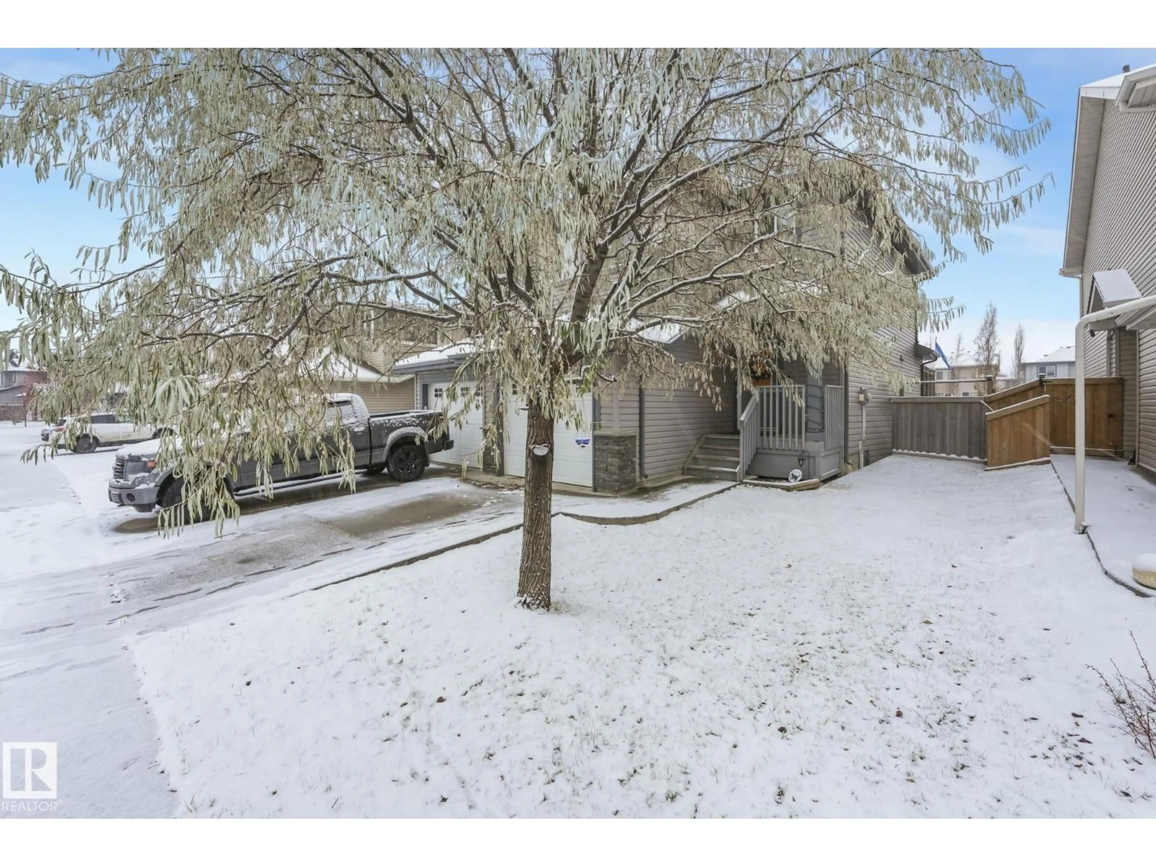 A pic from outside/outdoor area/front of a property/back of a property/a pic from drone, street for 77 CATALINA CT, Fort Saskatchewan Alberta T8L0K7