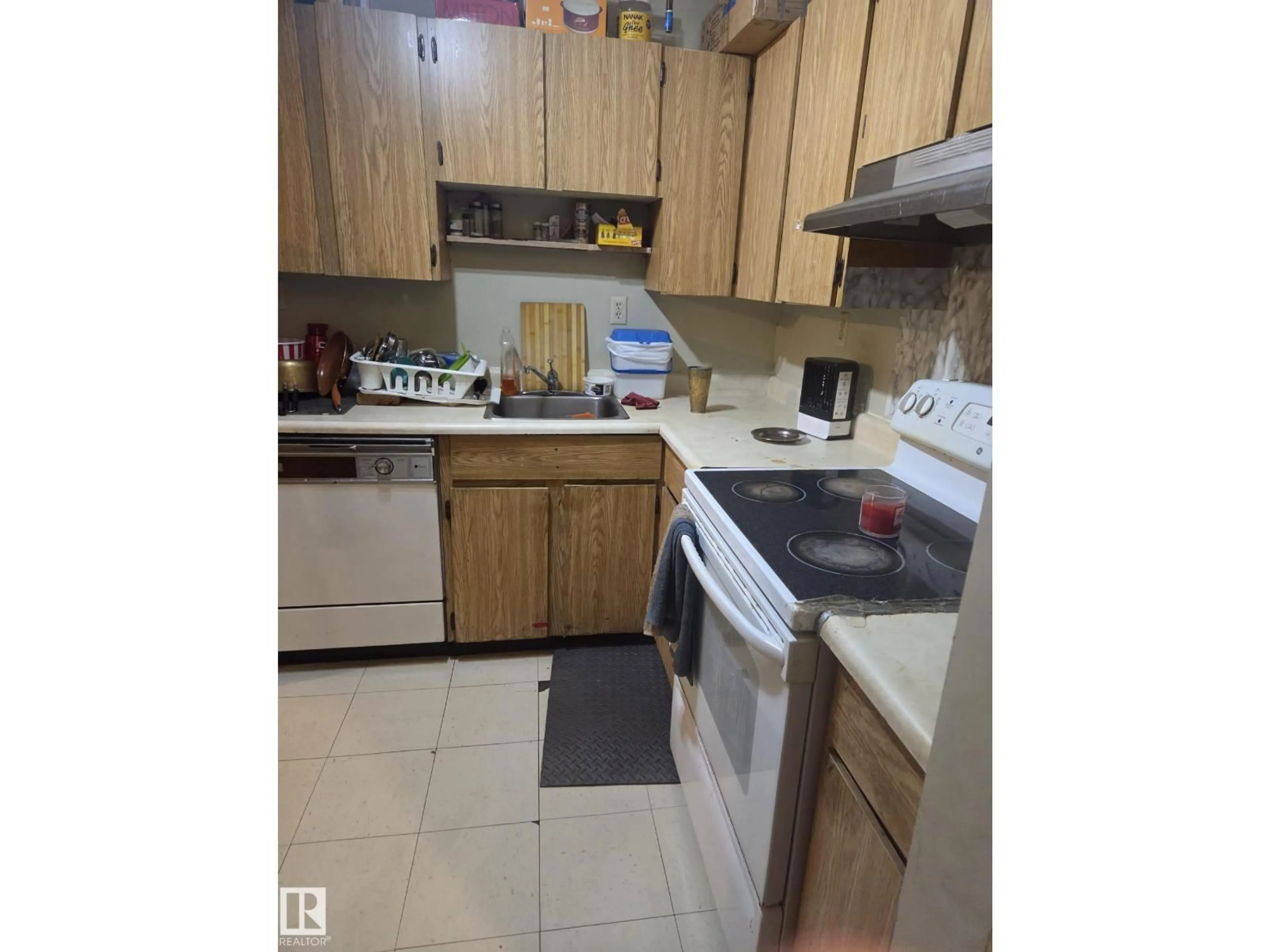 Standard kitchen, unknown for #412 - 2620 MILL WOODS RD, Edmonton Alberta T6L5K8