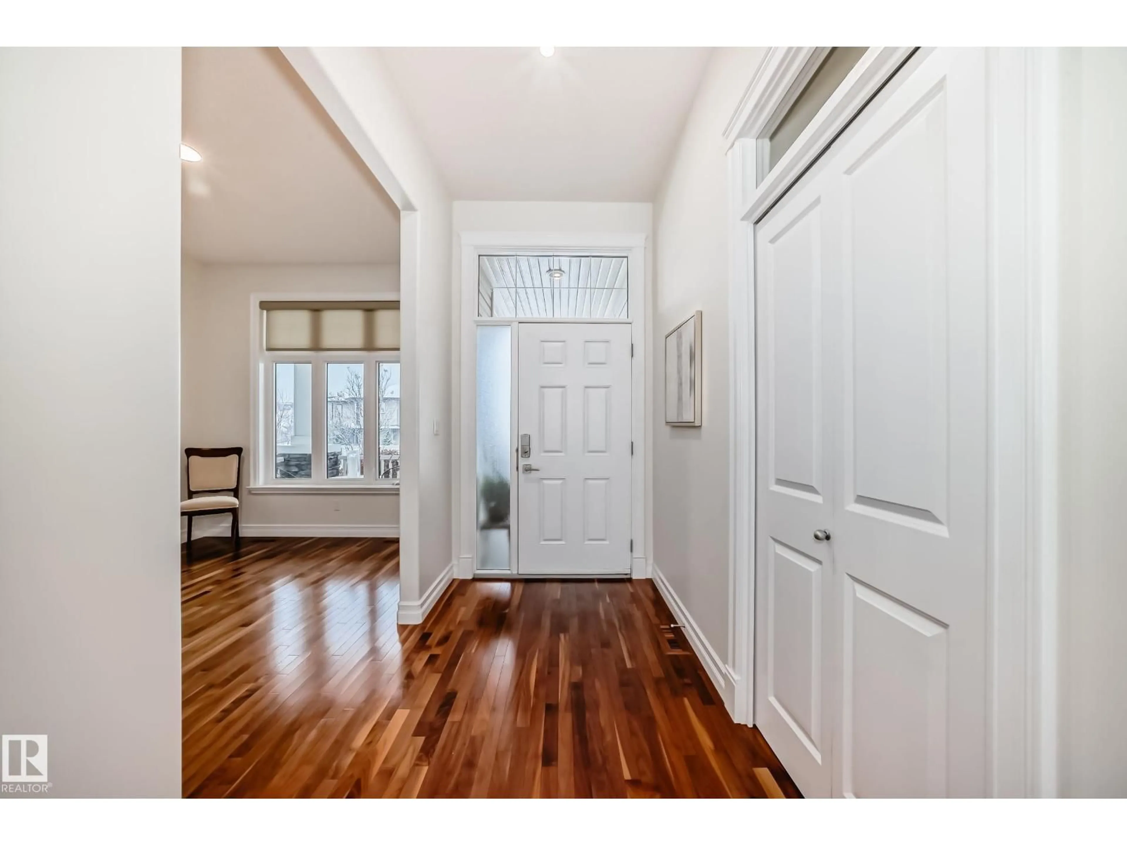 Indoor entryway for 6107 MAYNARD CR, Edmonton Alberta T6R0J2