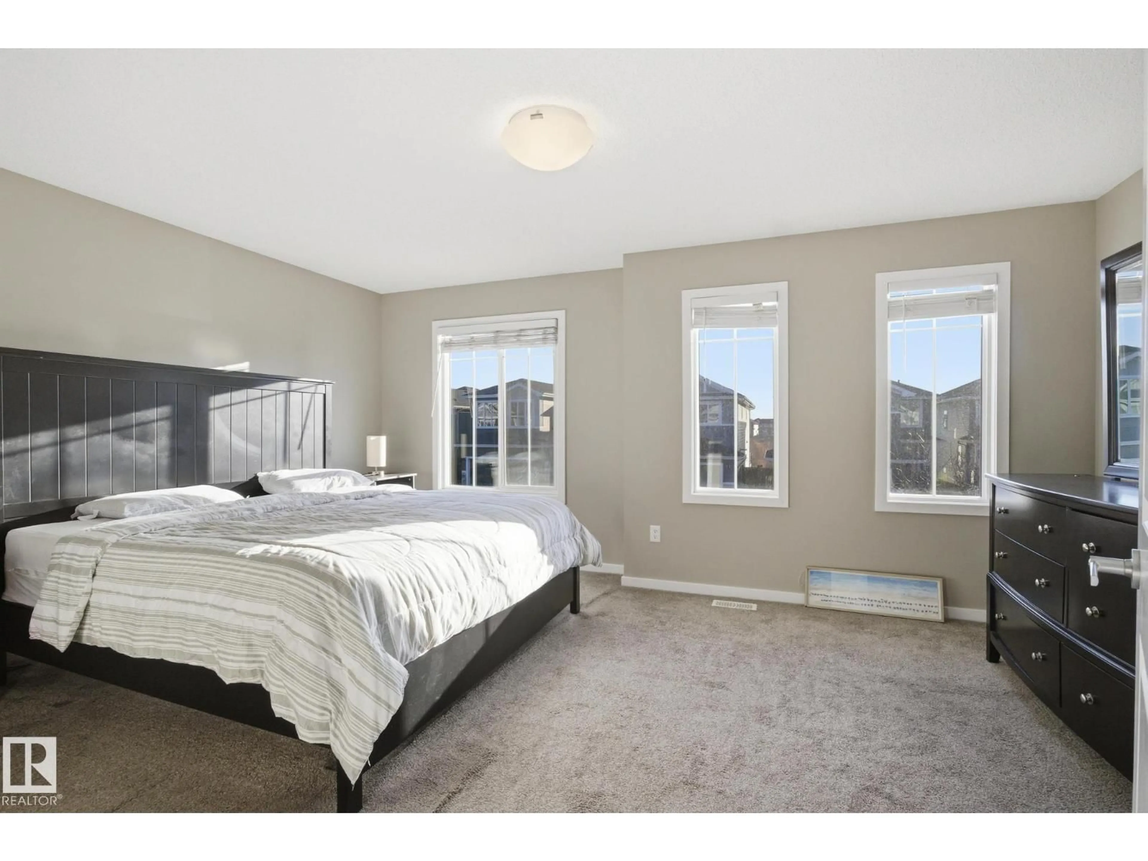 Bedroom with bed, unknown for 893 EBBERS CR, Edmonton Alberta T5Y3V1