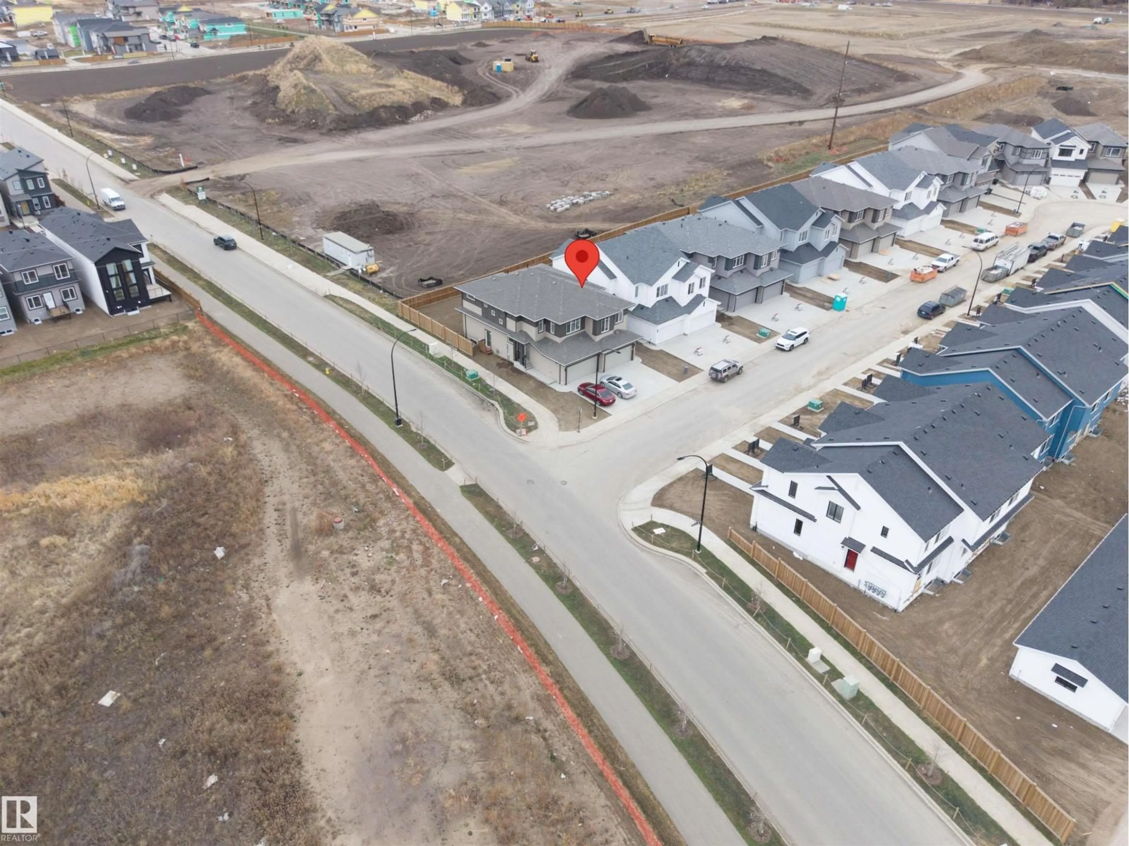 A pic from outside/outdoor area/front of a property/back of a property/a pic from drone, street for 305 26 ST, Edmonton Alberta T5A0A1