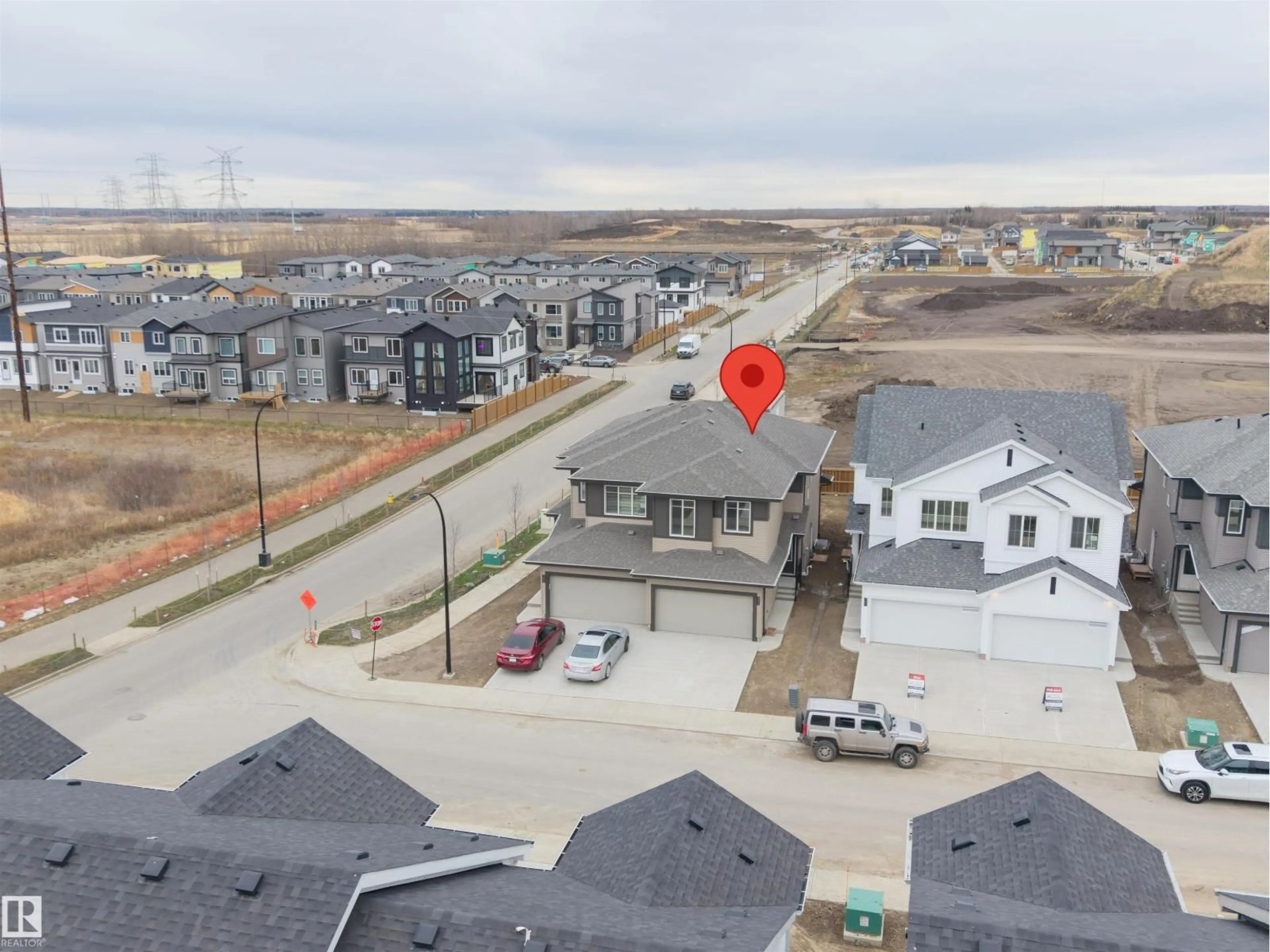 A pic from outside/outdoor area/front of a property/back of a property/a pic from drone, unknown for 305 26 ST, Edmonton Alberta T5A0A1