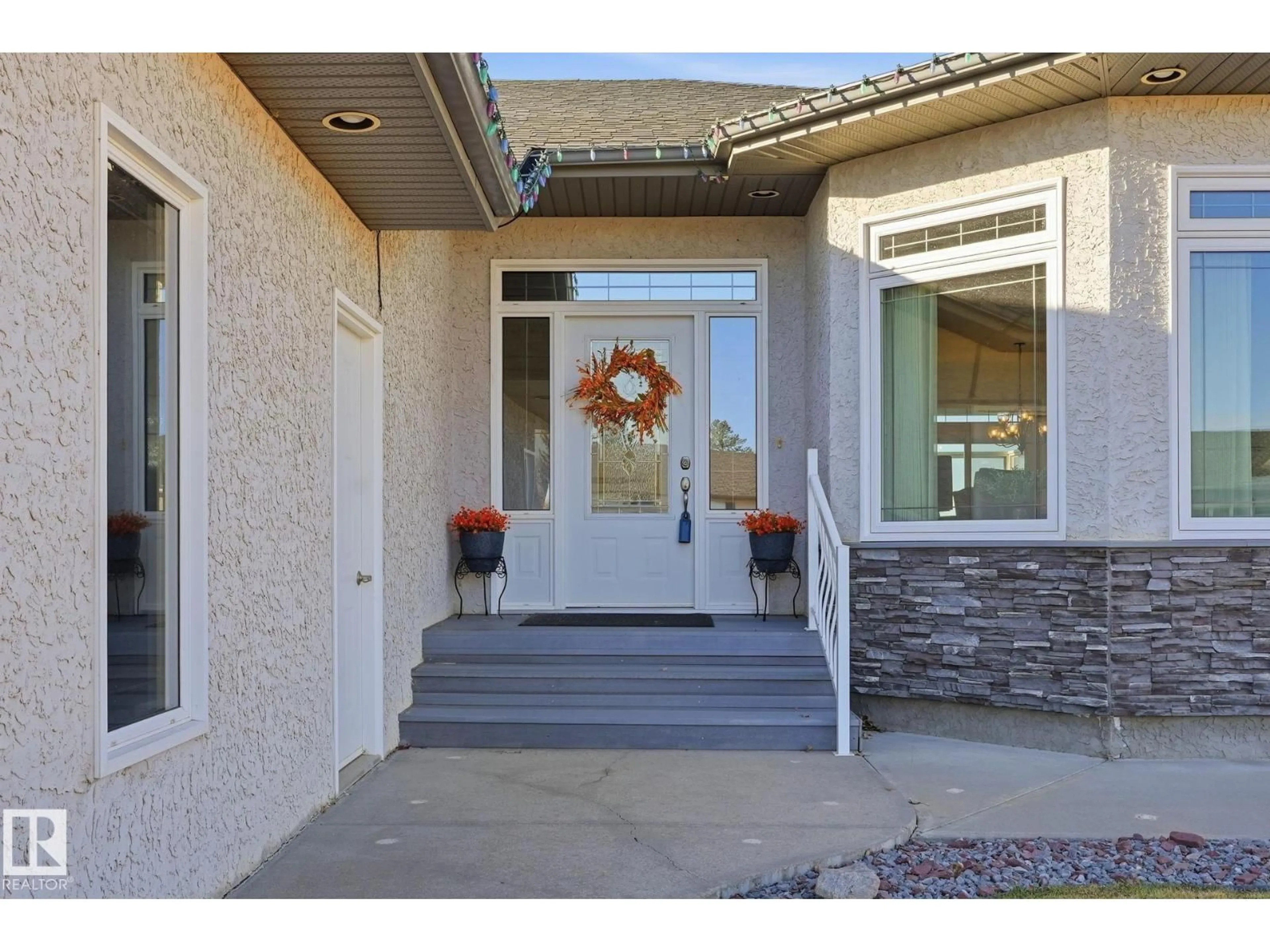 Indoor entryway for 5002 58 ST, Daysland Alberta T0B1A0