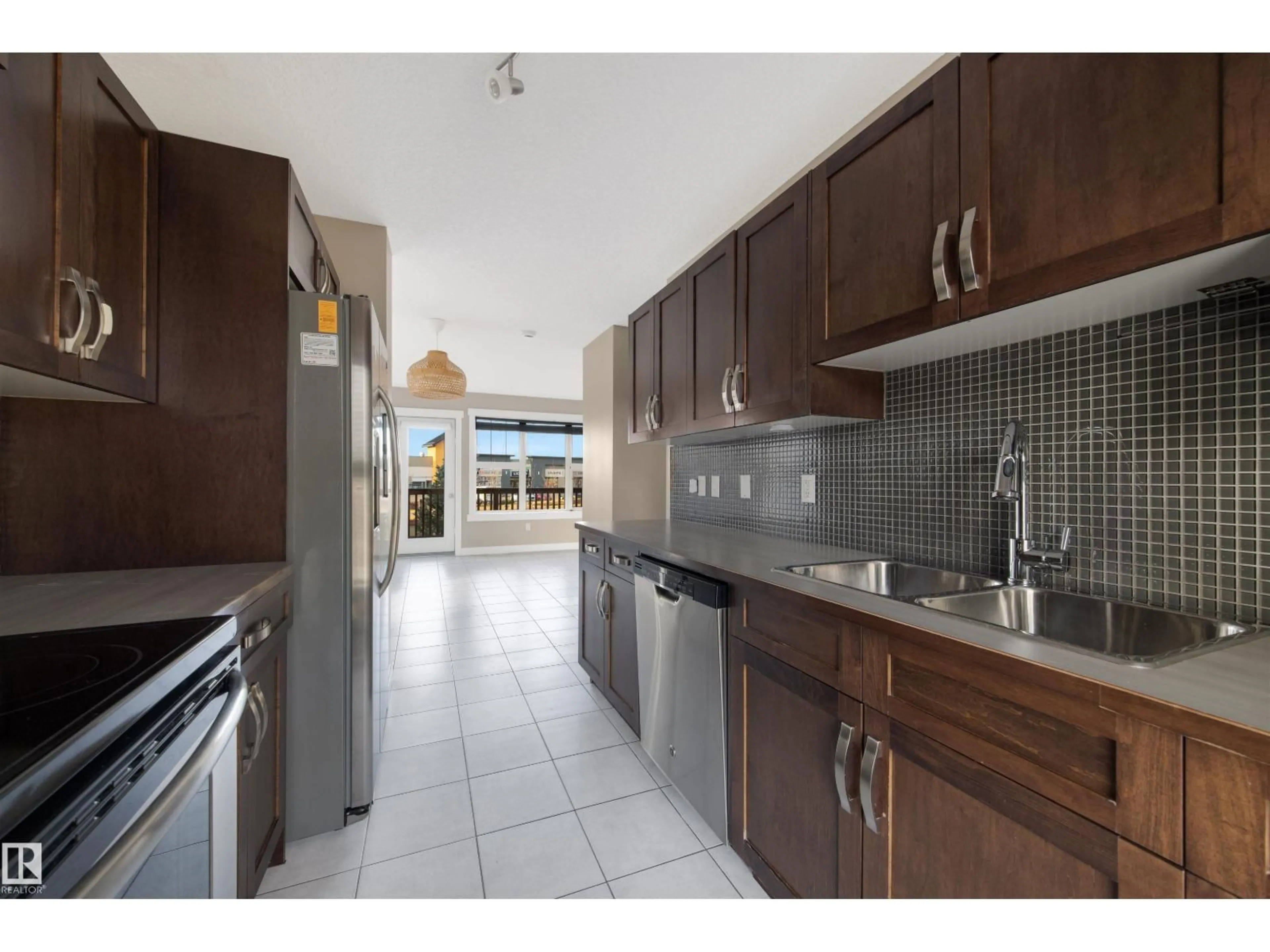 Unknown for 160 SOUTHFORK DR, Leduc Alberta T9E0X1