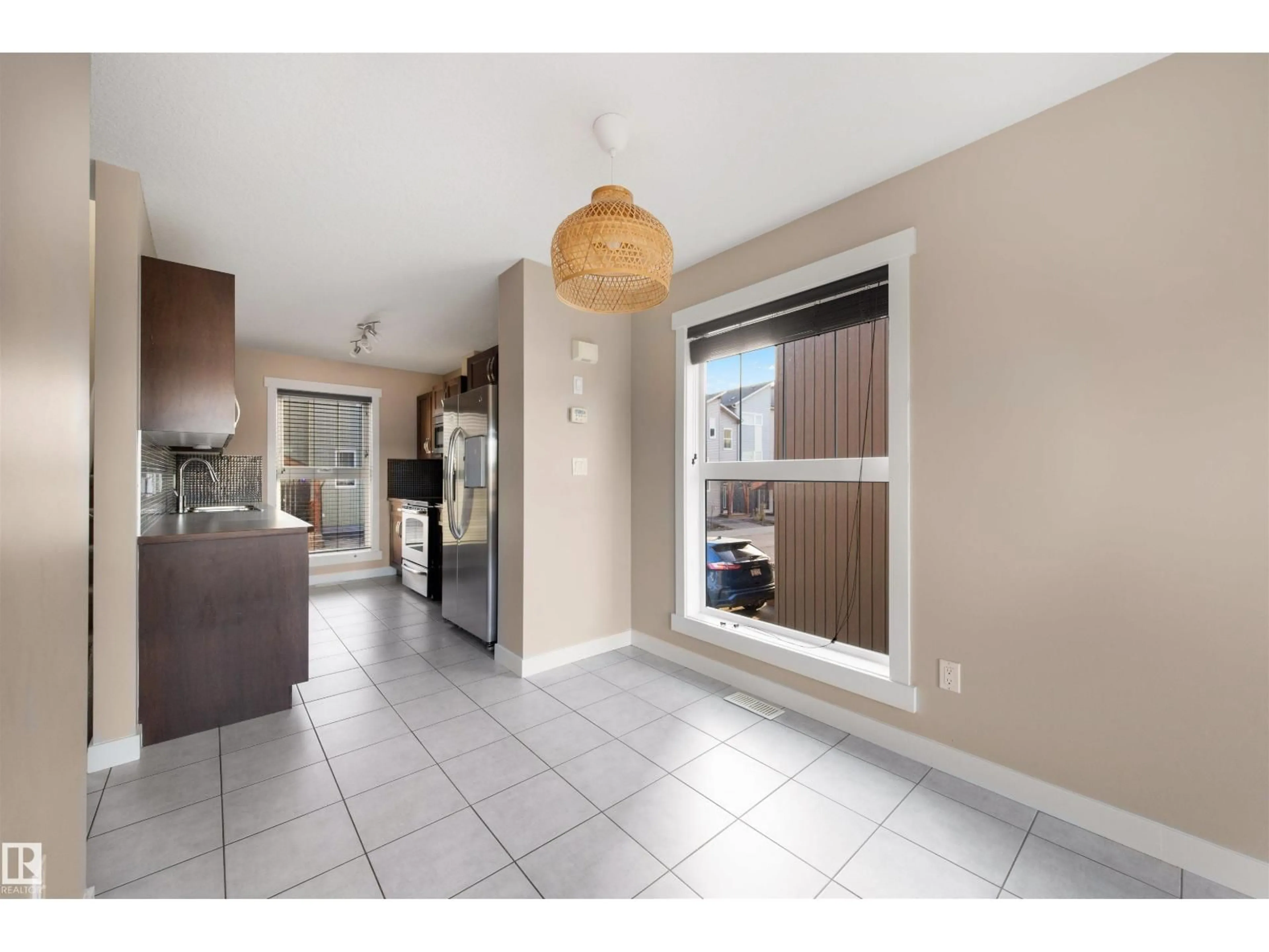 Unknown for 160 SOUTHFORK DR, Leduc Alberta T9E0X1