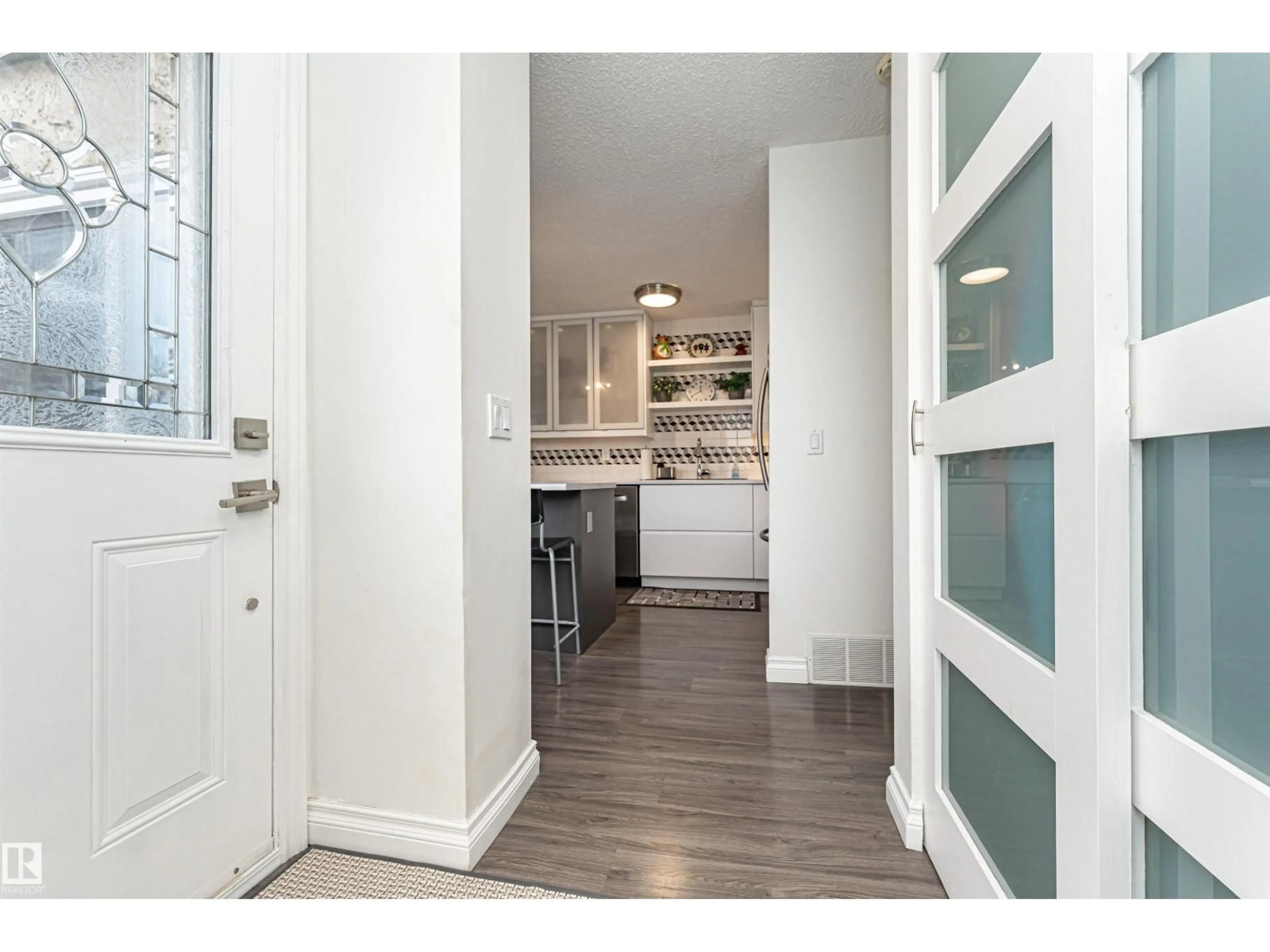 Unknown for 61 FOREST GV, St. Albert Alberta T8N2Y1