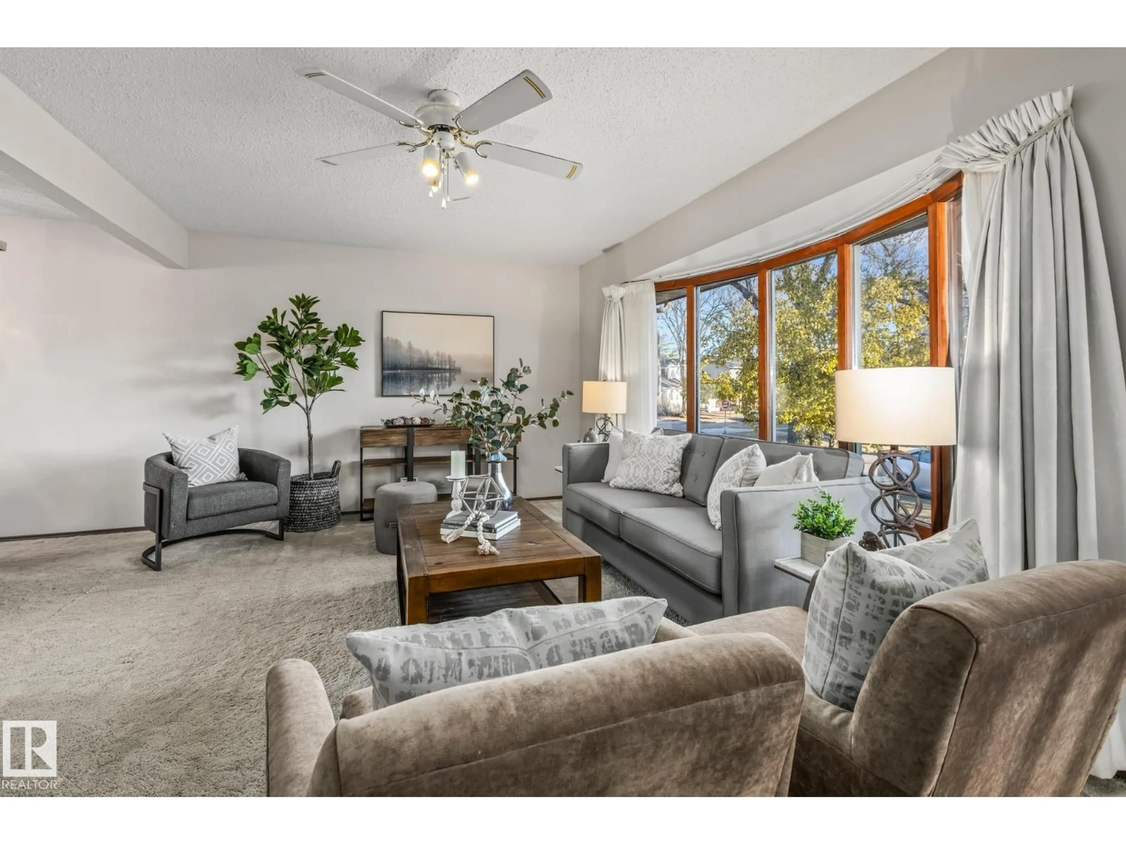 Living room with furniture, unknown for NW - 8570 89 ST, Edmonton Alberta T6C3K3