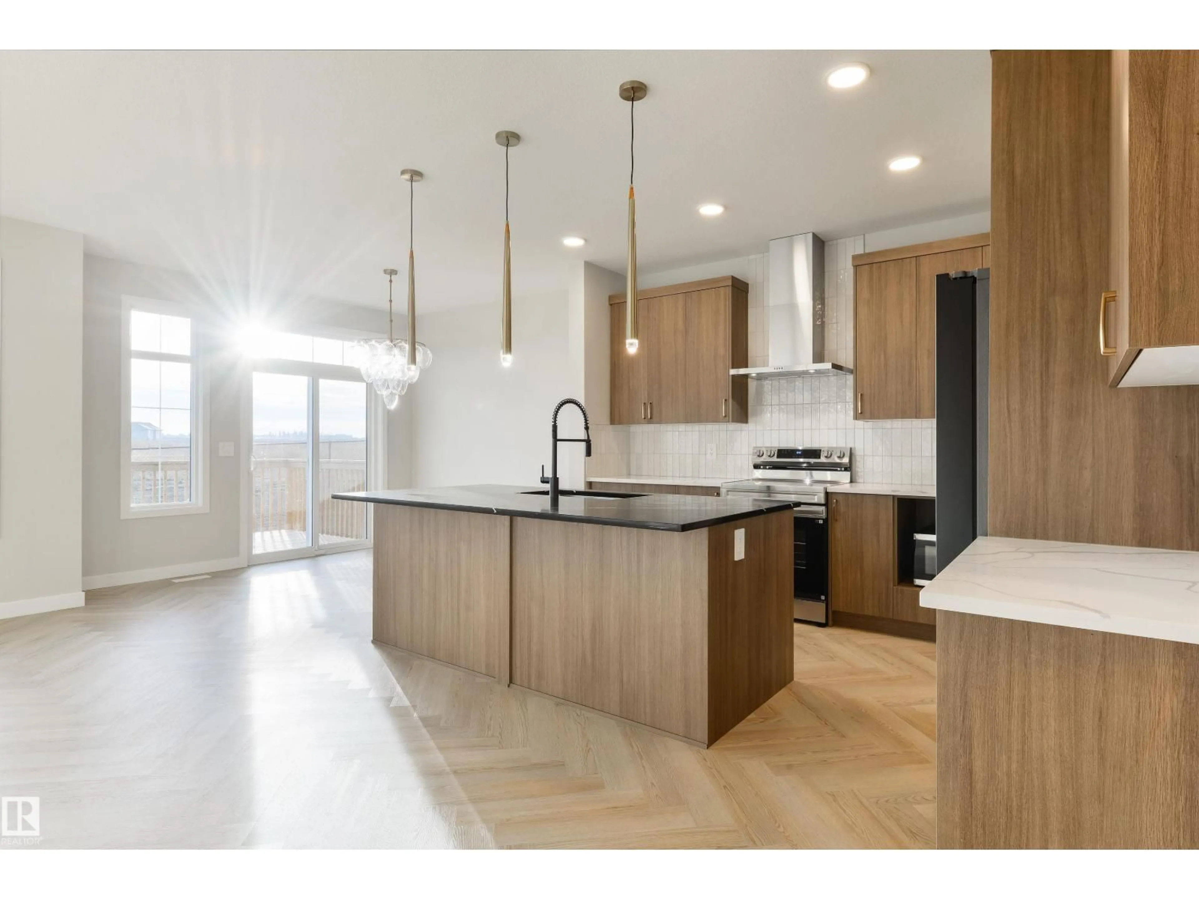 Open concept kitchen, unknown for 6 COBBLESTONE GA, Spruce Grove Alberta T7X2X7