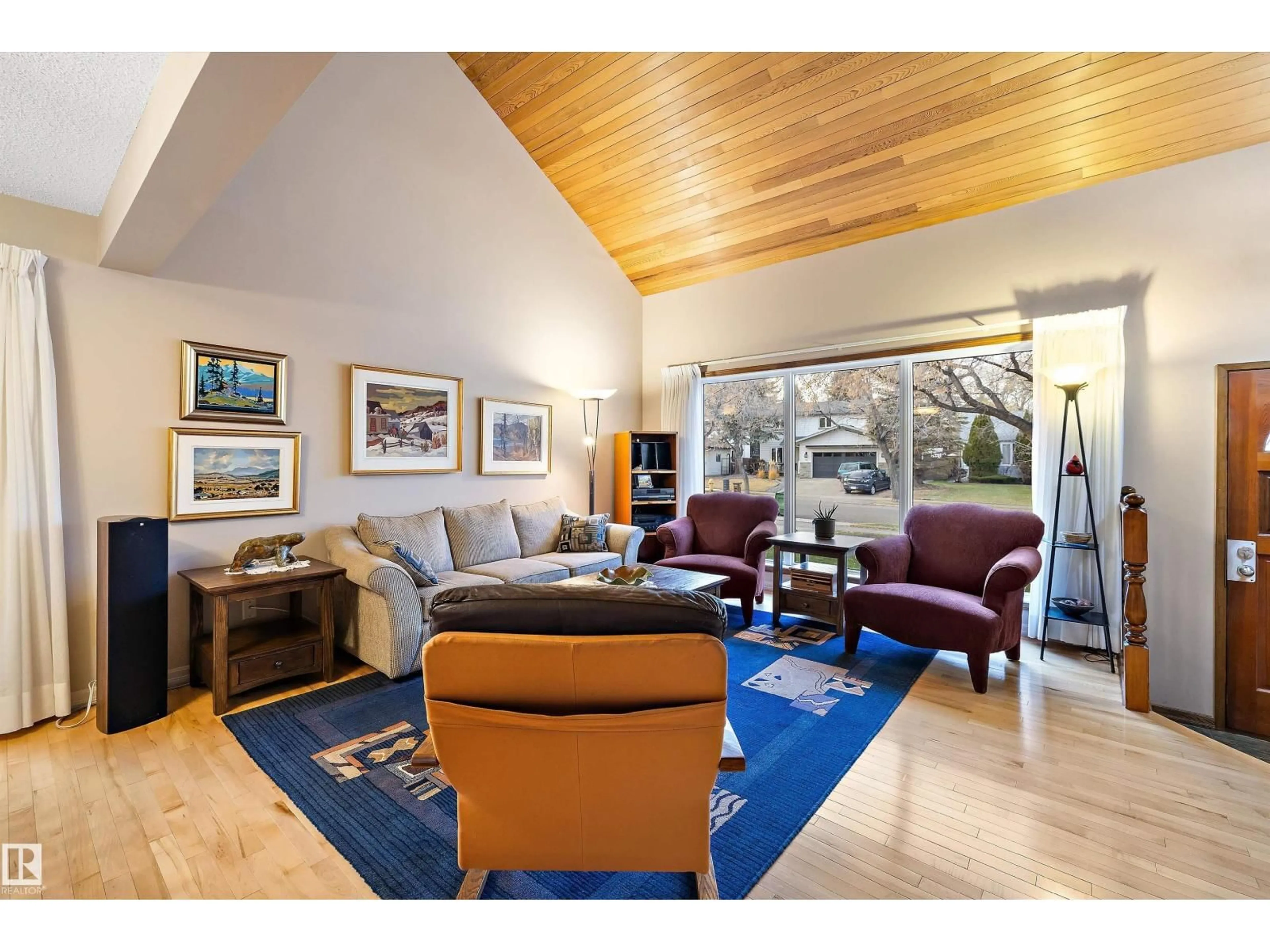 Living room with furniture, unknown for 2 LEBLANC PL, St. Albert Alberta T8N4P1