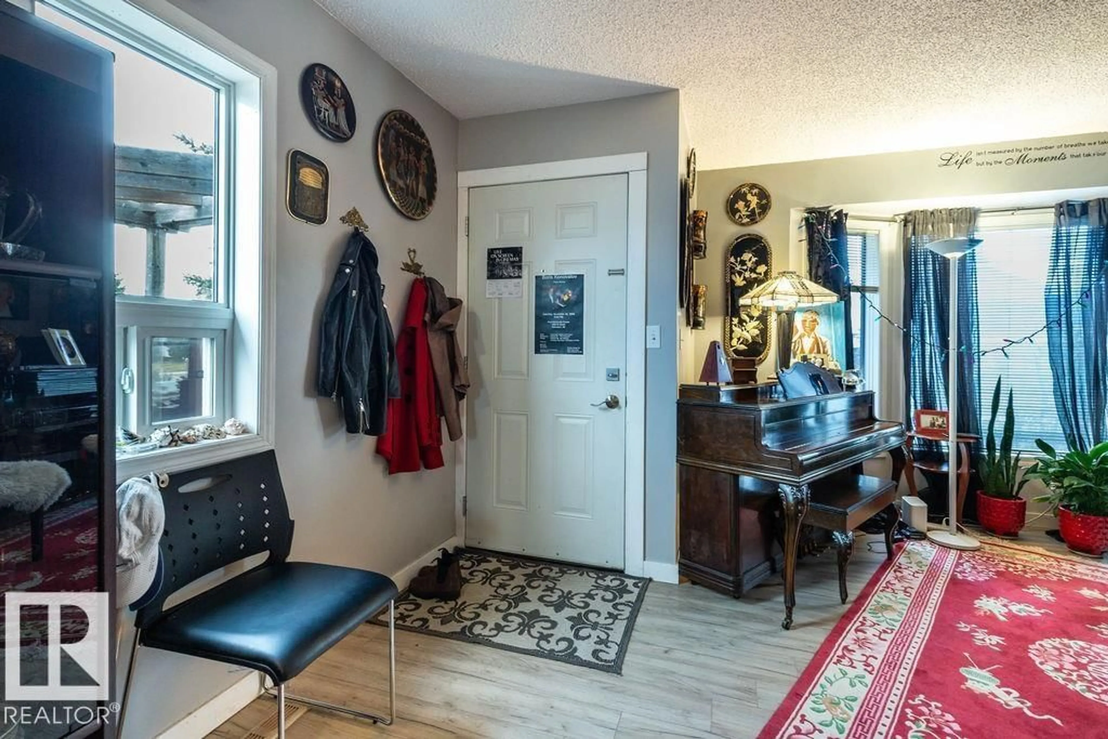 Indoor entryway for NW - 7232 183B ST, Edmonton Alberta T5T3Z7