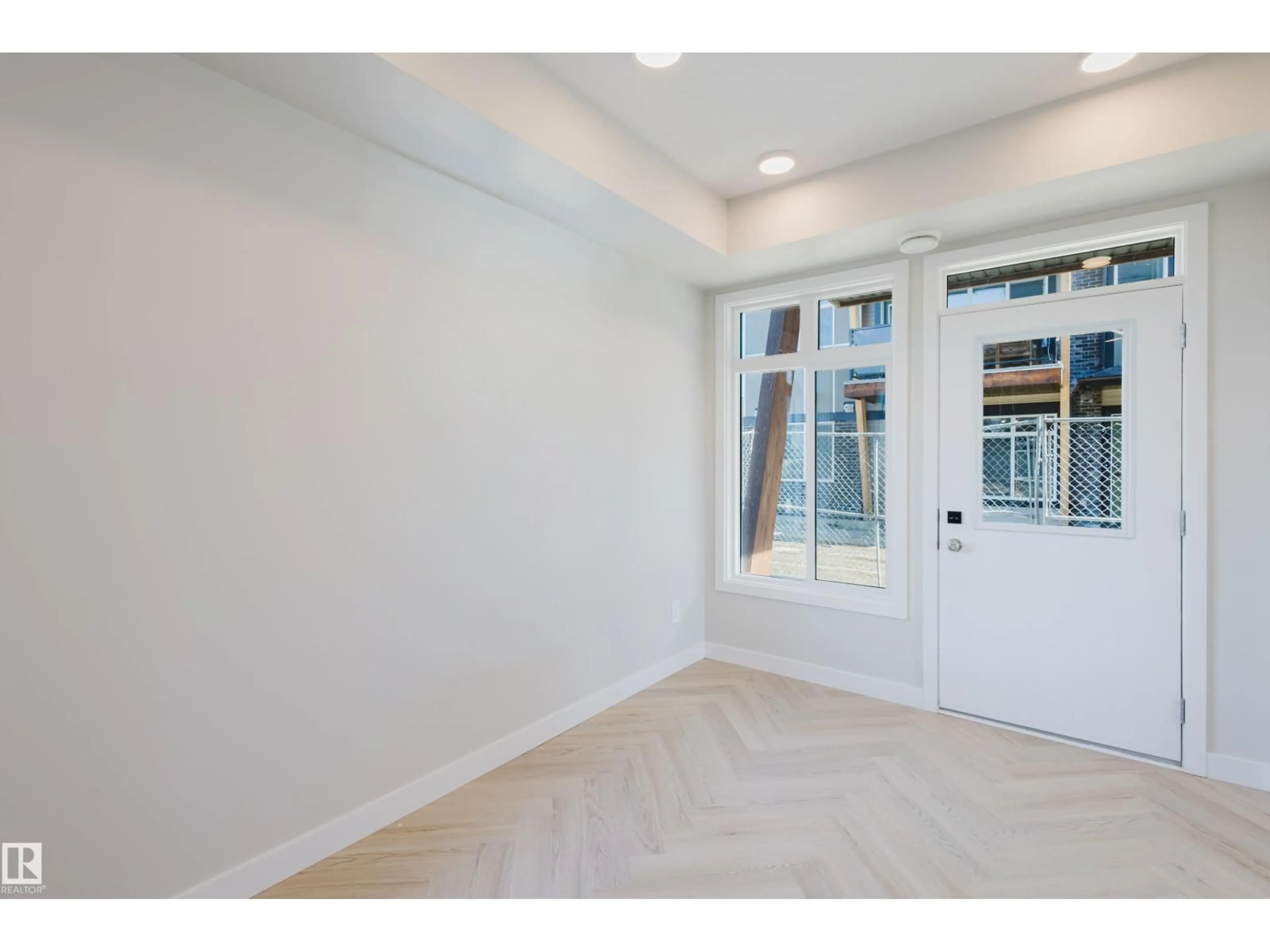 Indoor entryway for #42 - 16231 19 AV, Edmonton Alberta T6W5C6