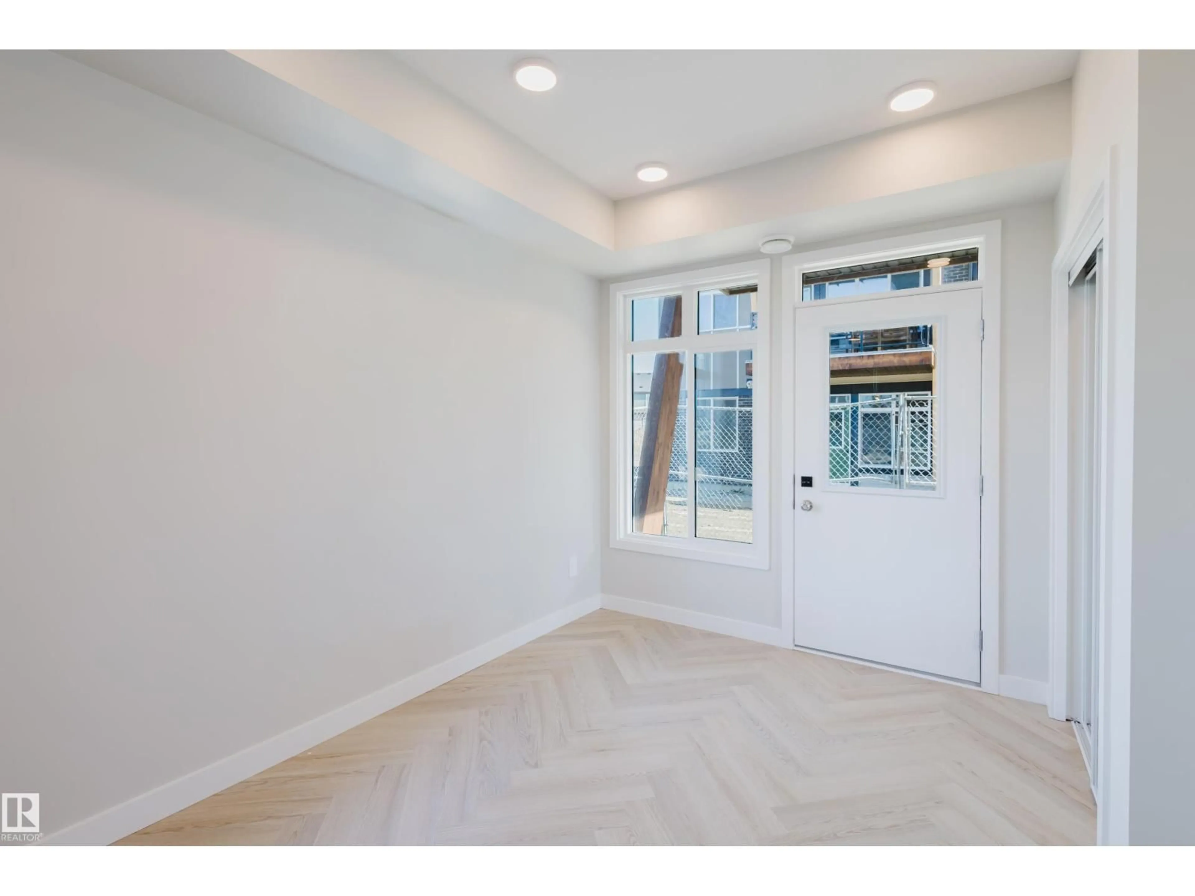 Indoor entryway for #42 - 16231 19 AV, Edmonton Alberta T6W5C6