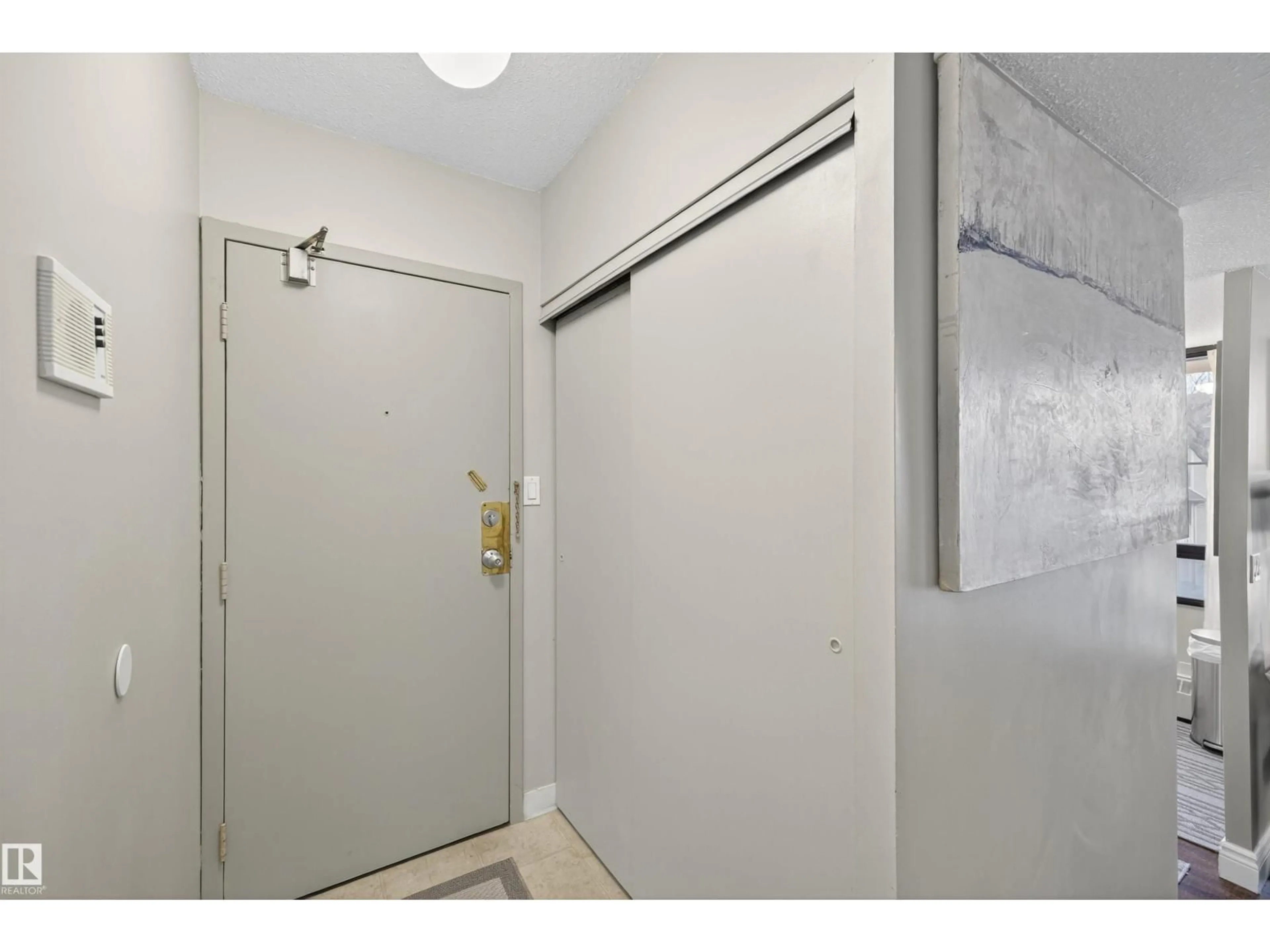 Unknown for #216 - 10160 114 ST, Edmonton Alberta T5K2L2