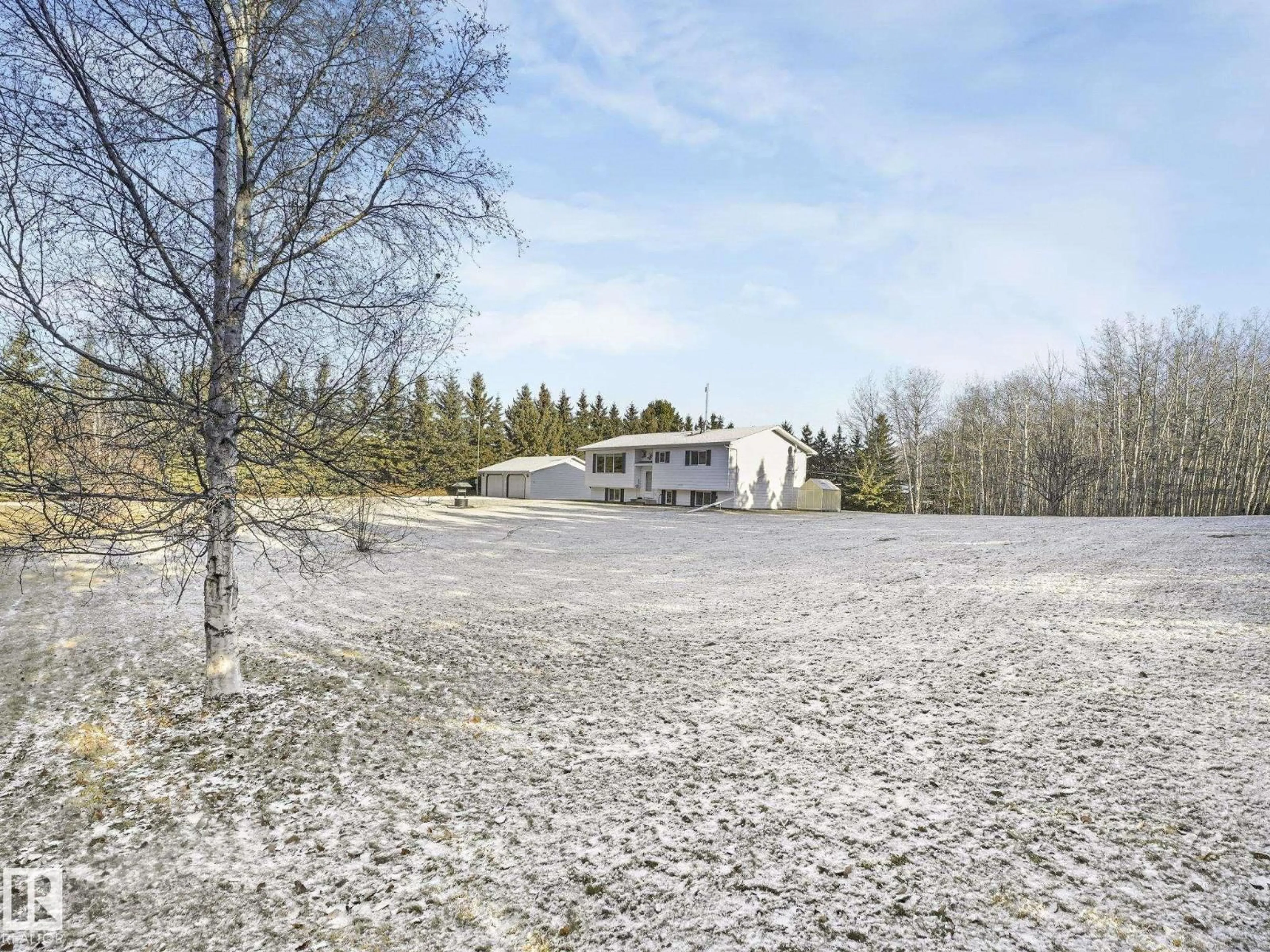A pic from outside/outdoor area/front of a property/back of a property/a pic from drone, unknown for #35 - 53417 RGE ROAD 14, Rural Parkland County Alberta T7Y0B5