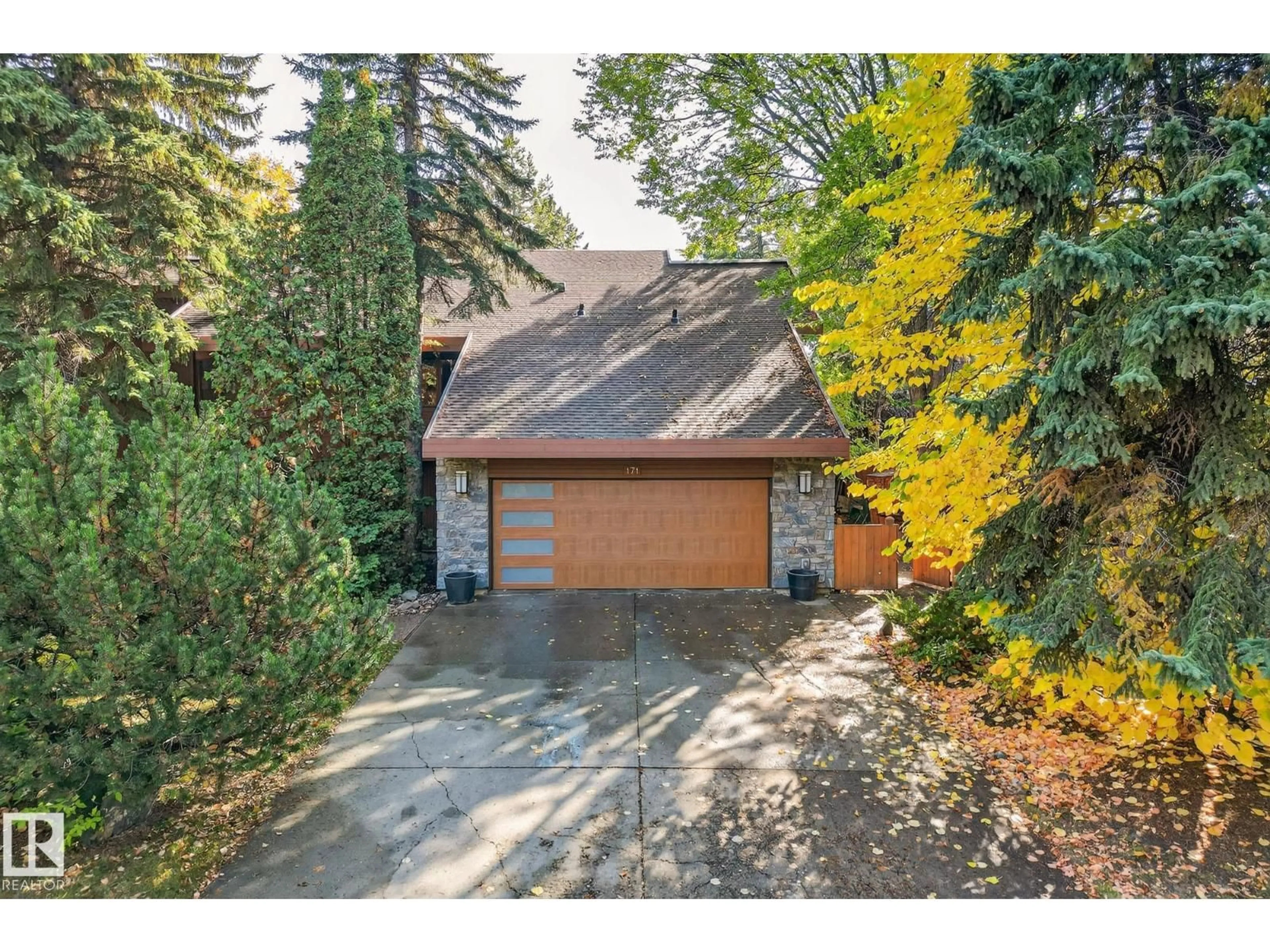 Unknown for 171 BRANDER DR, Edmonton Alberta T6H4V2