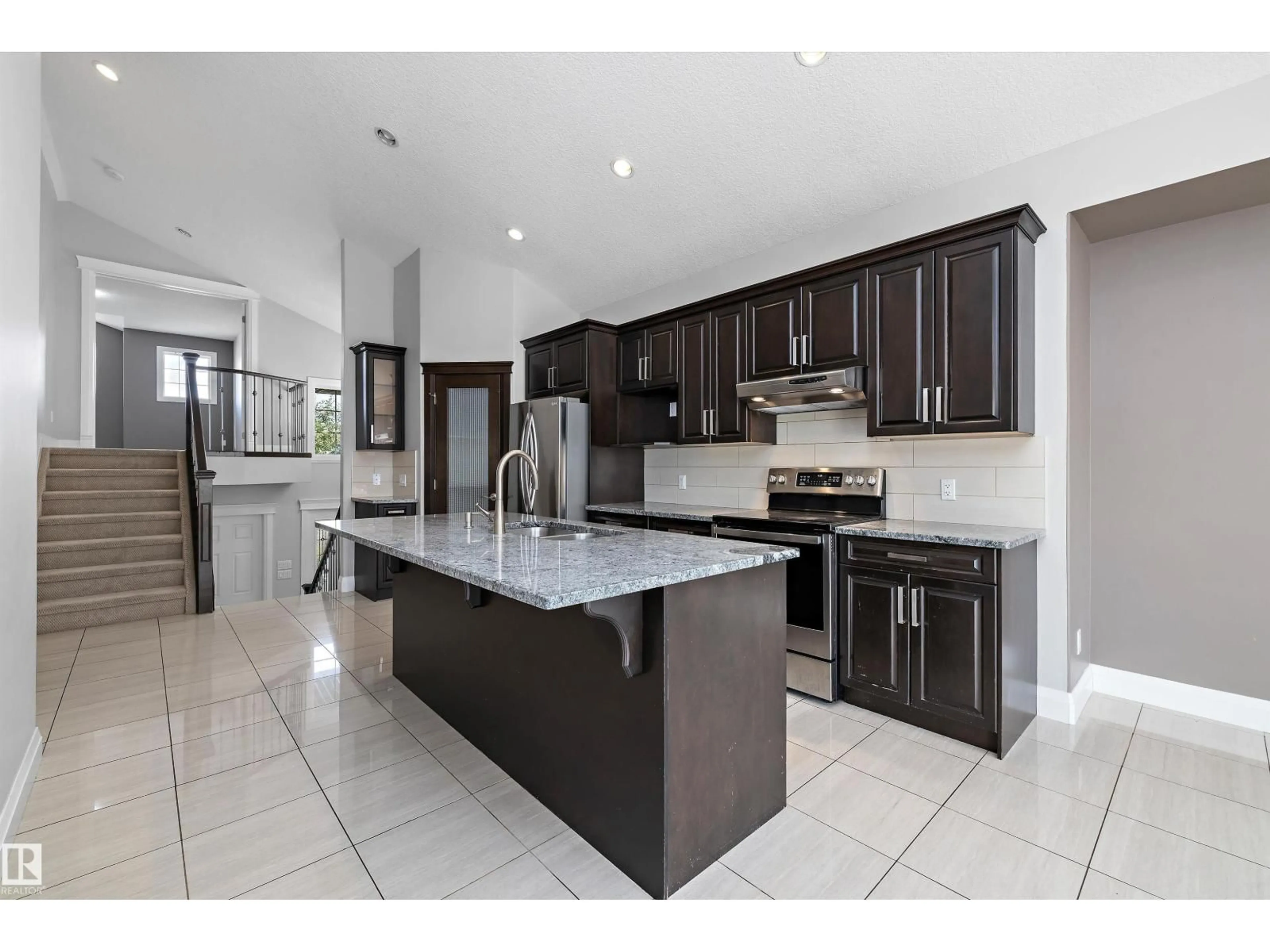 Open concept kitchen, ceramic/tile floor for 550 ALBANY WY, Edmonton Alberta T6V1J6
