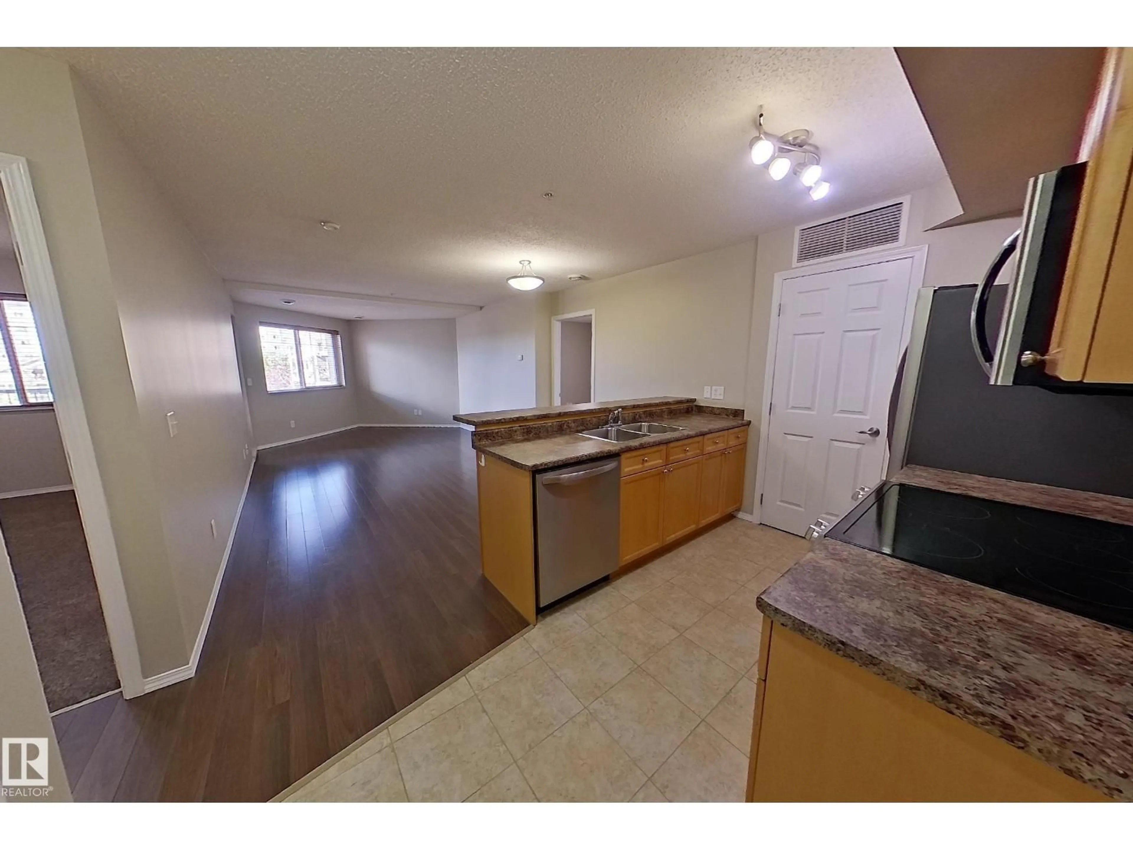 A pic of a room for 302 - 6921 199 ST NW, Edmonton Alberta T5T3X7