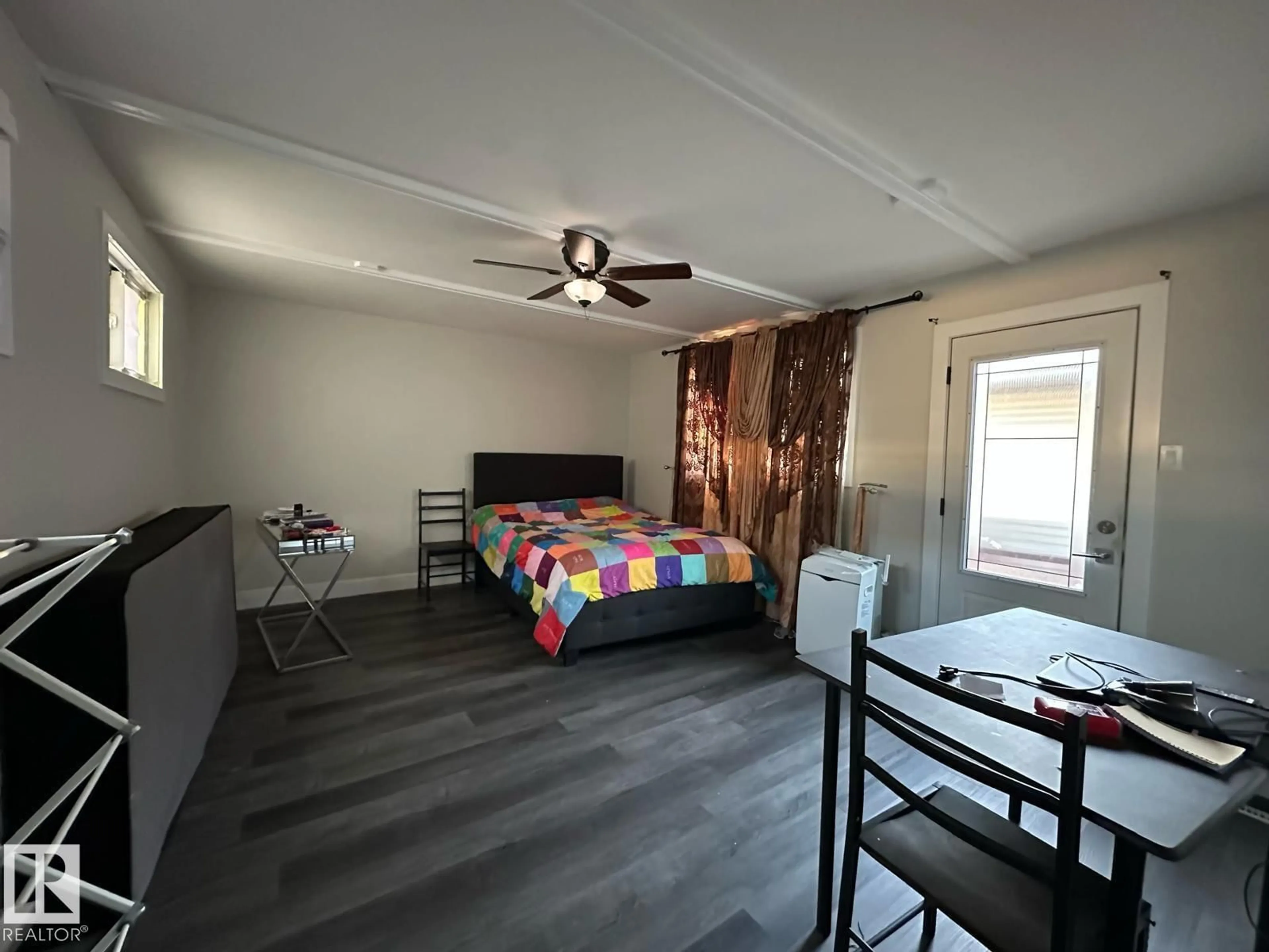 A pic of a room for 9130 83 AV, Edmonton Alberta T6C1B7