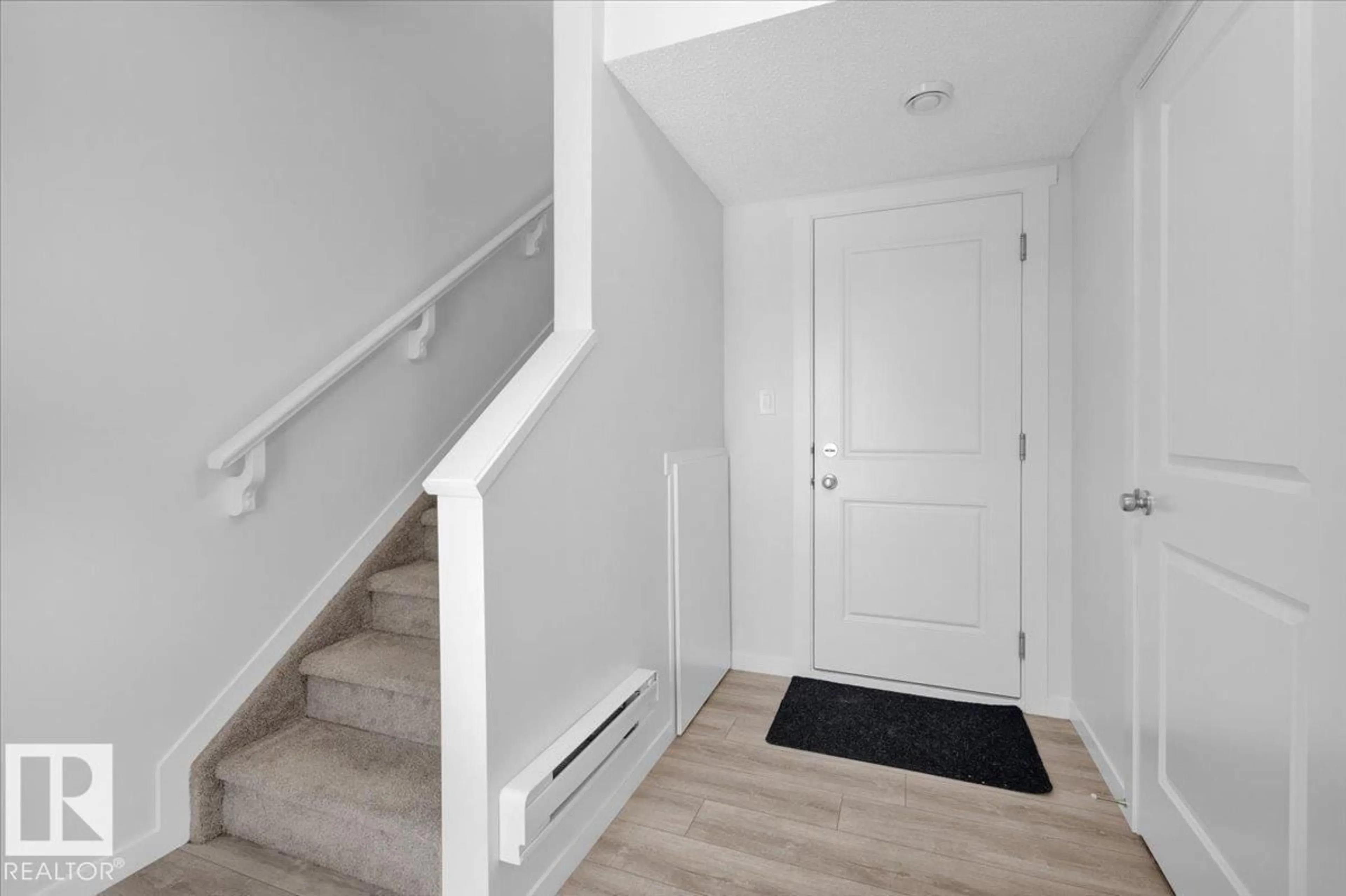 Indoor entryway for #36 - 1203 163 ST, Edmonton Alberta T6W3X1
