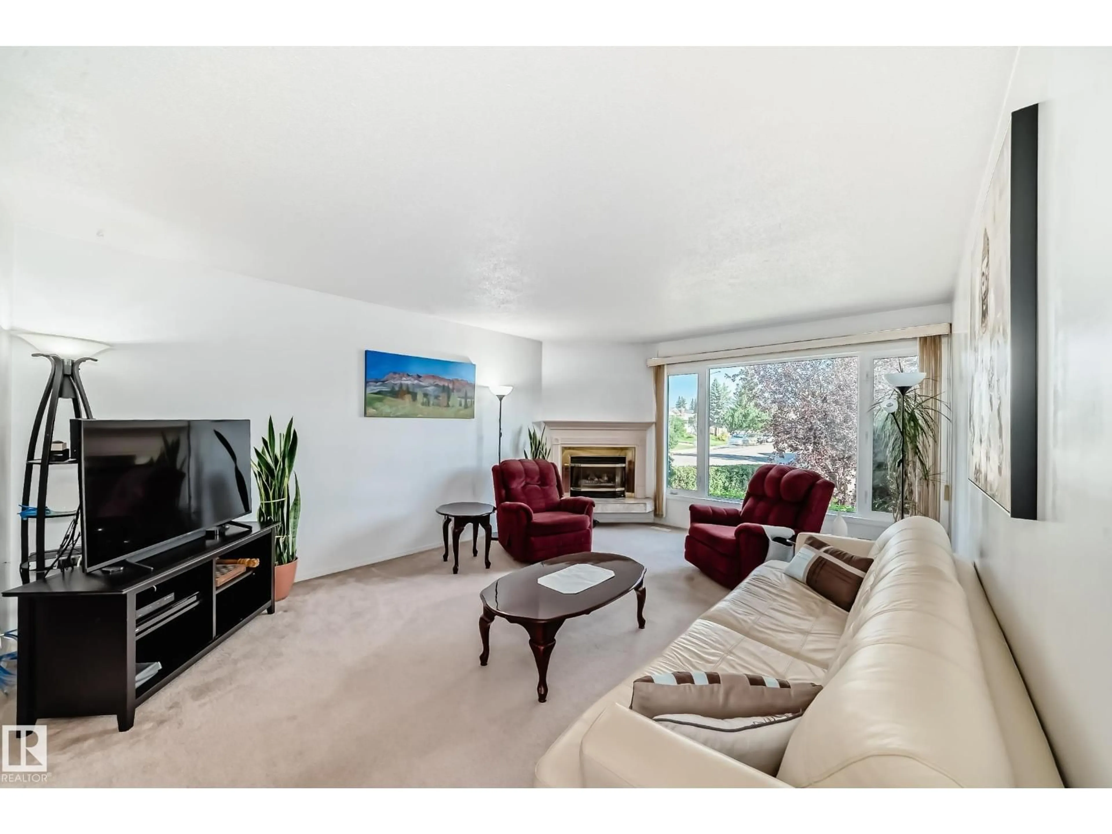 Living room with furniture, unknown for 17719 84 AV, Edmonton Alberta T5T0N5