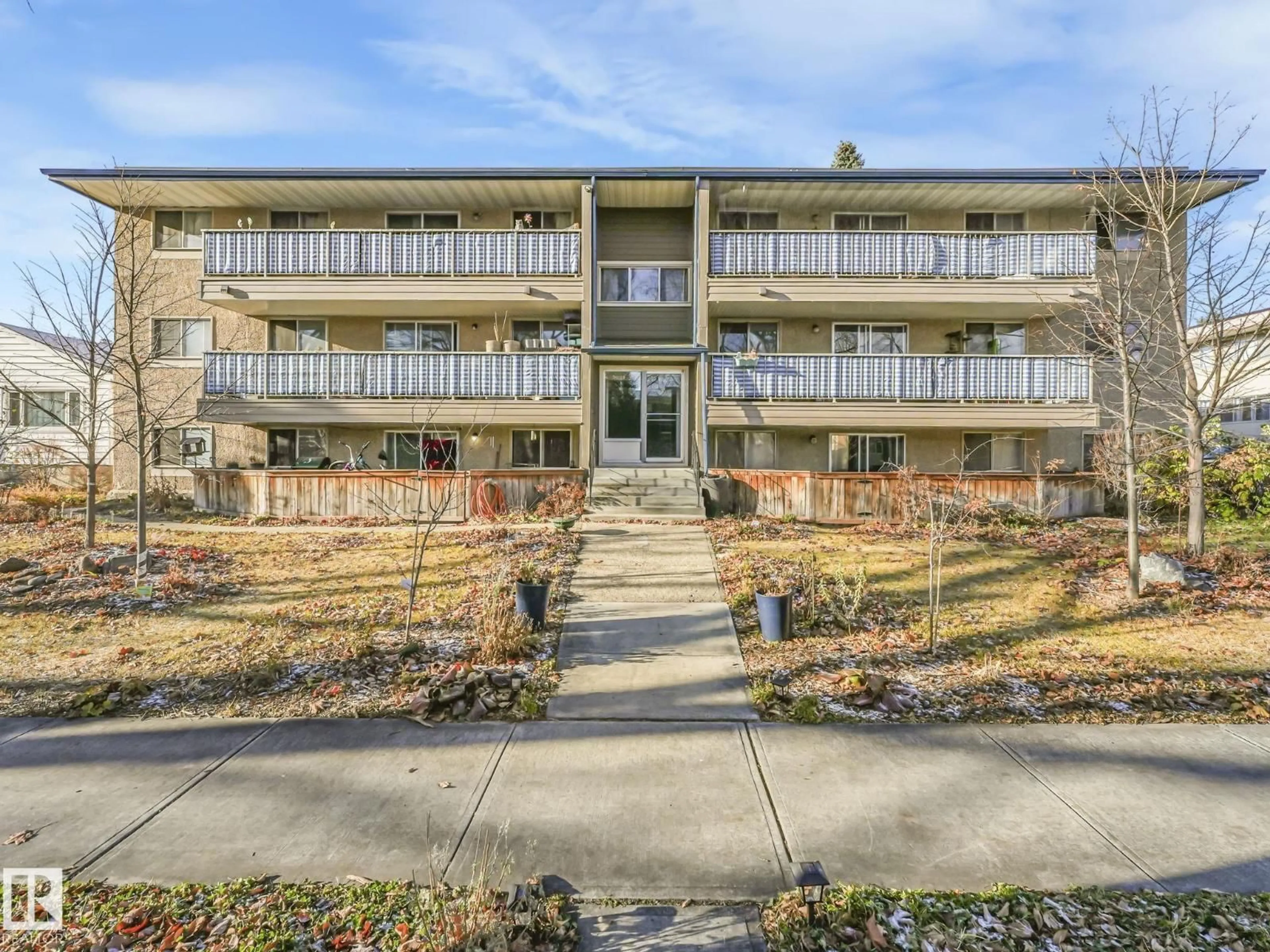 Unknown for #3 - 10836 116 ST, Edmonton Alberta T5H3N5