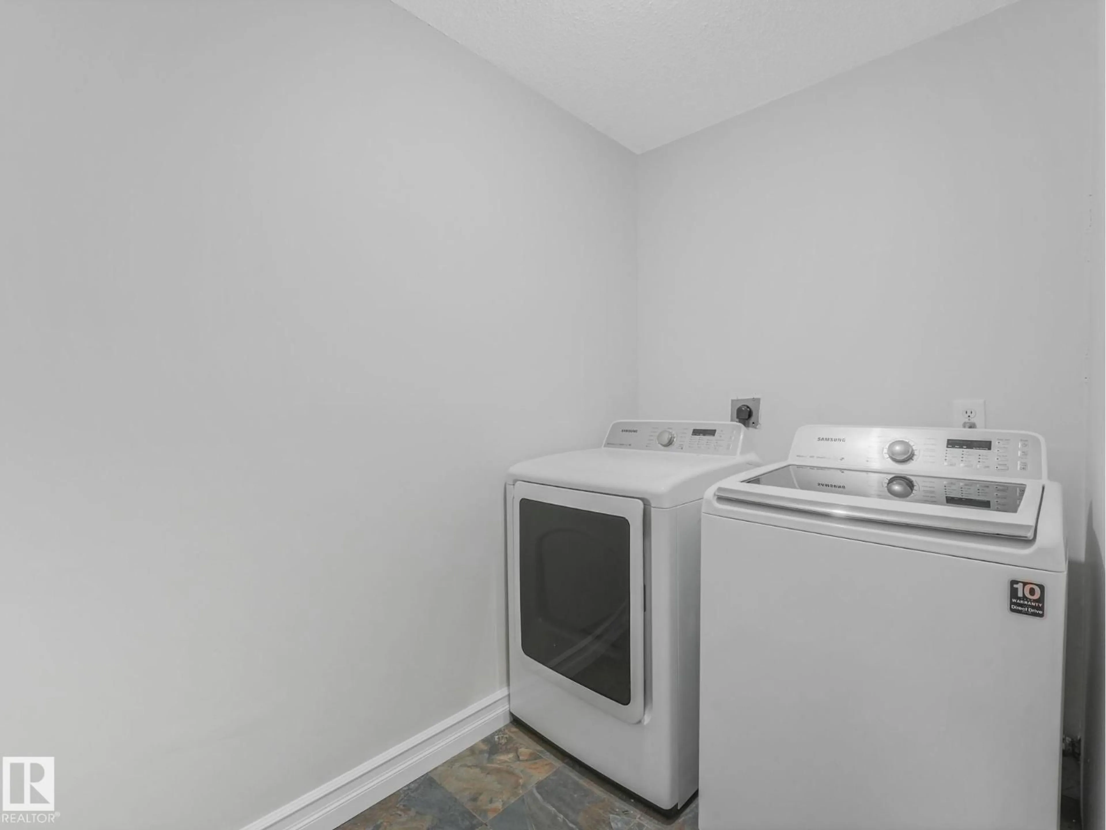 Laundry room for #3 - 10836 116 ST, Edmonton Alberta T5H3N5