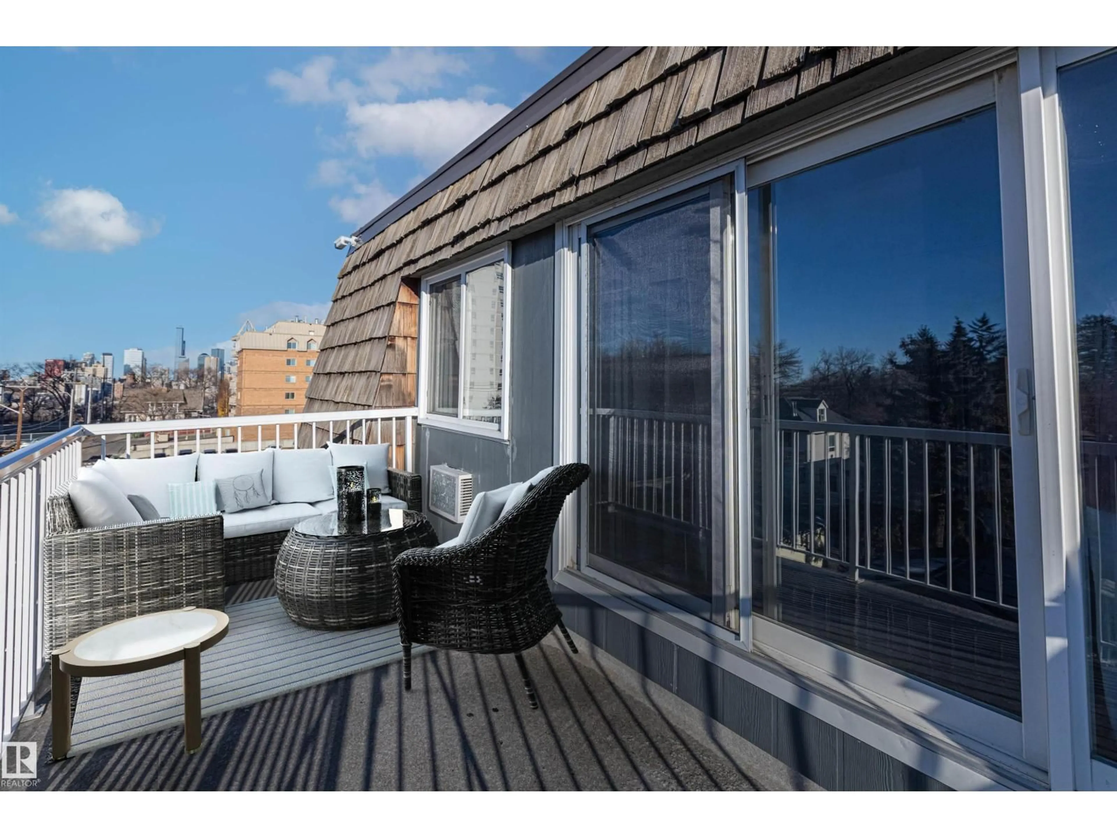 Patio, water/lake/river/ocean view for 8604 - 425 GATEWAY BV, Edmonton Alberta T6E4B6