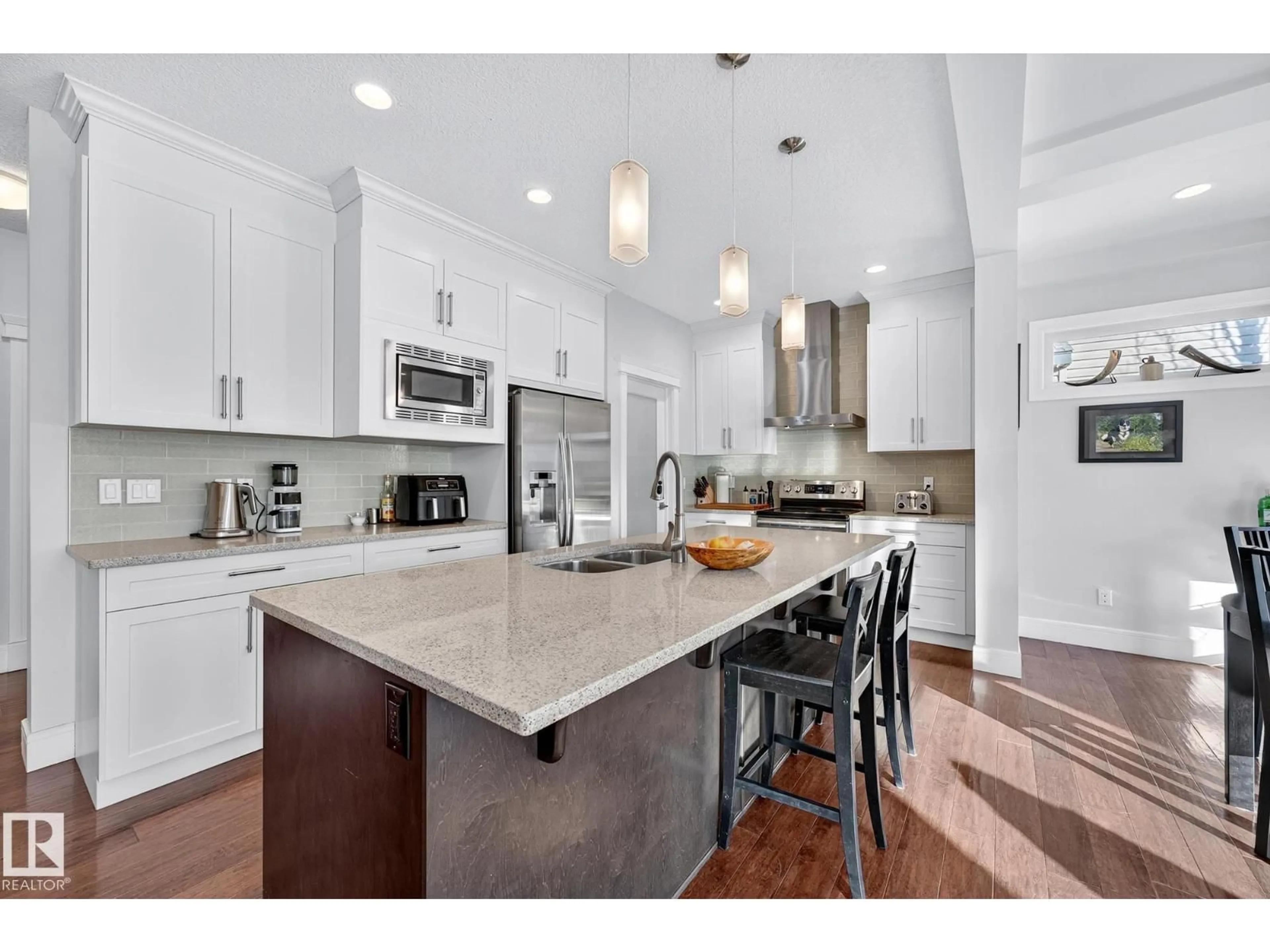 Open concept kitchen, unknown for 1 WEMBLEY, Fort Saskatchewan Alberta T8L0L8