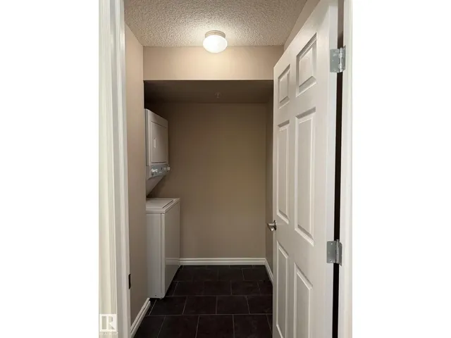#303 - 10118 106 AV, Edmonton 5