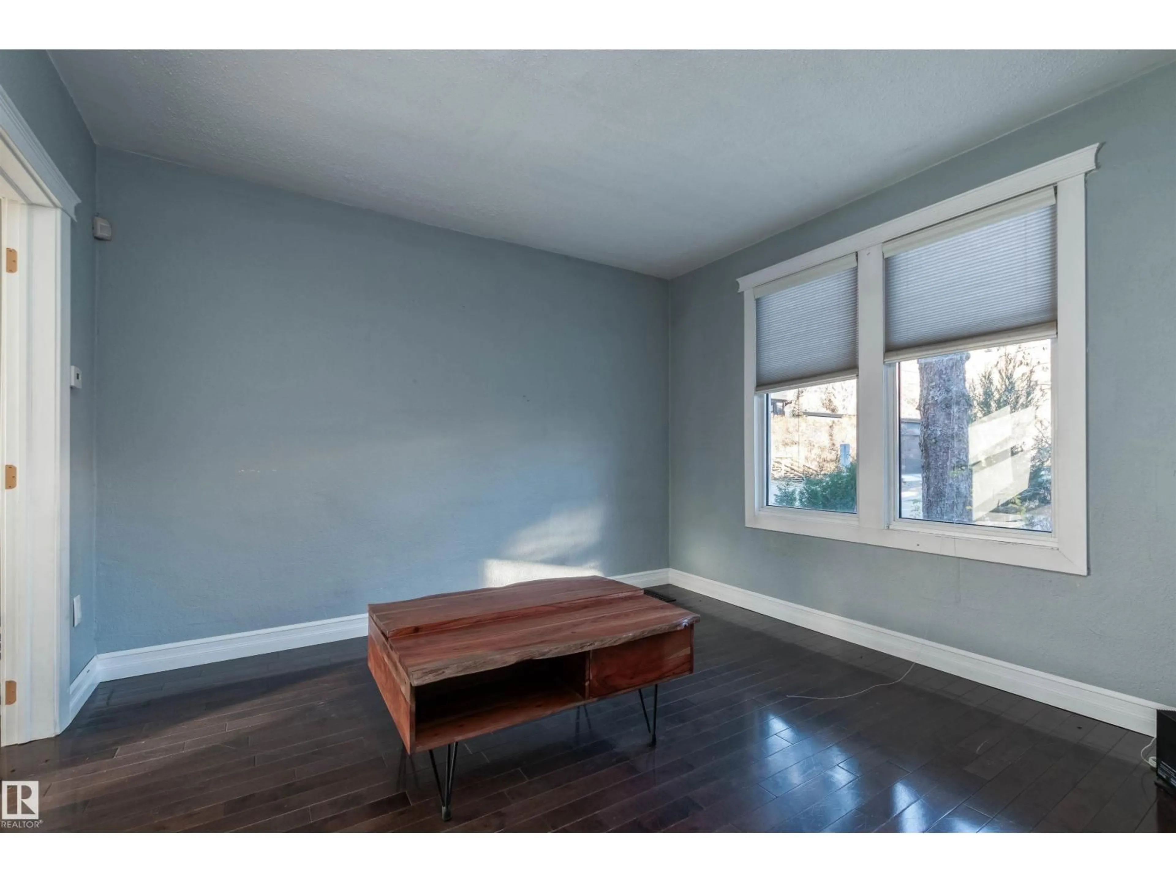 A pic of a room for NW - 9213 101A AV, Edmonton Alberta T5H0C2