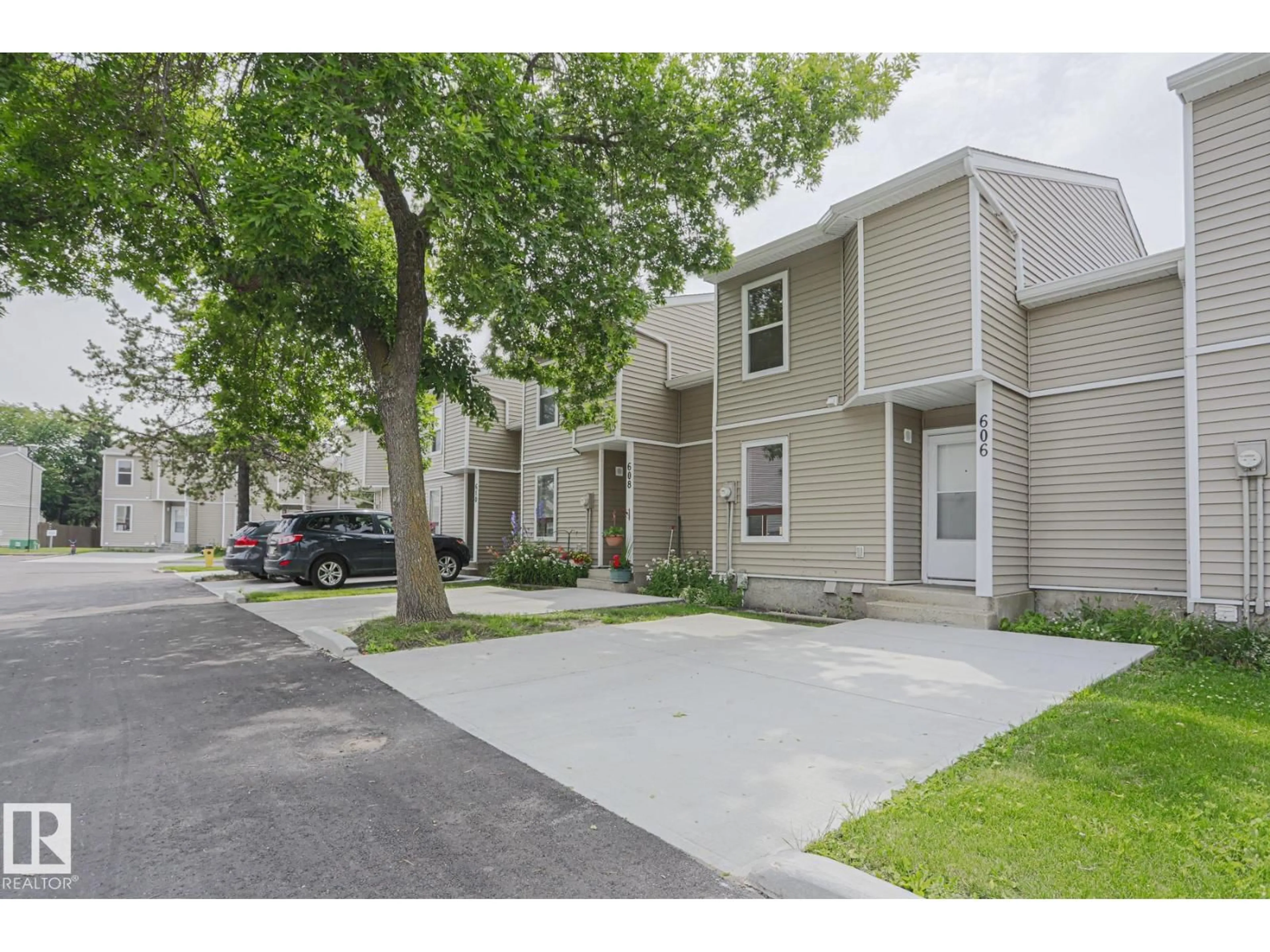 Unknown for 606 SADDLEBACK RD, Edmonton Alberta T6J4Z3